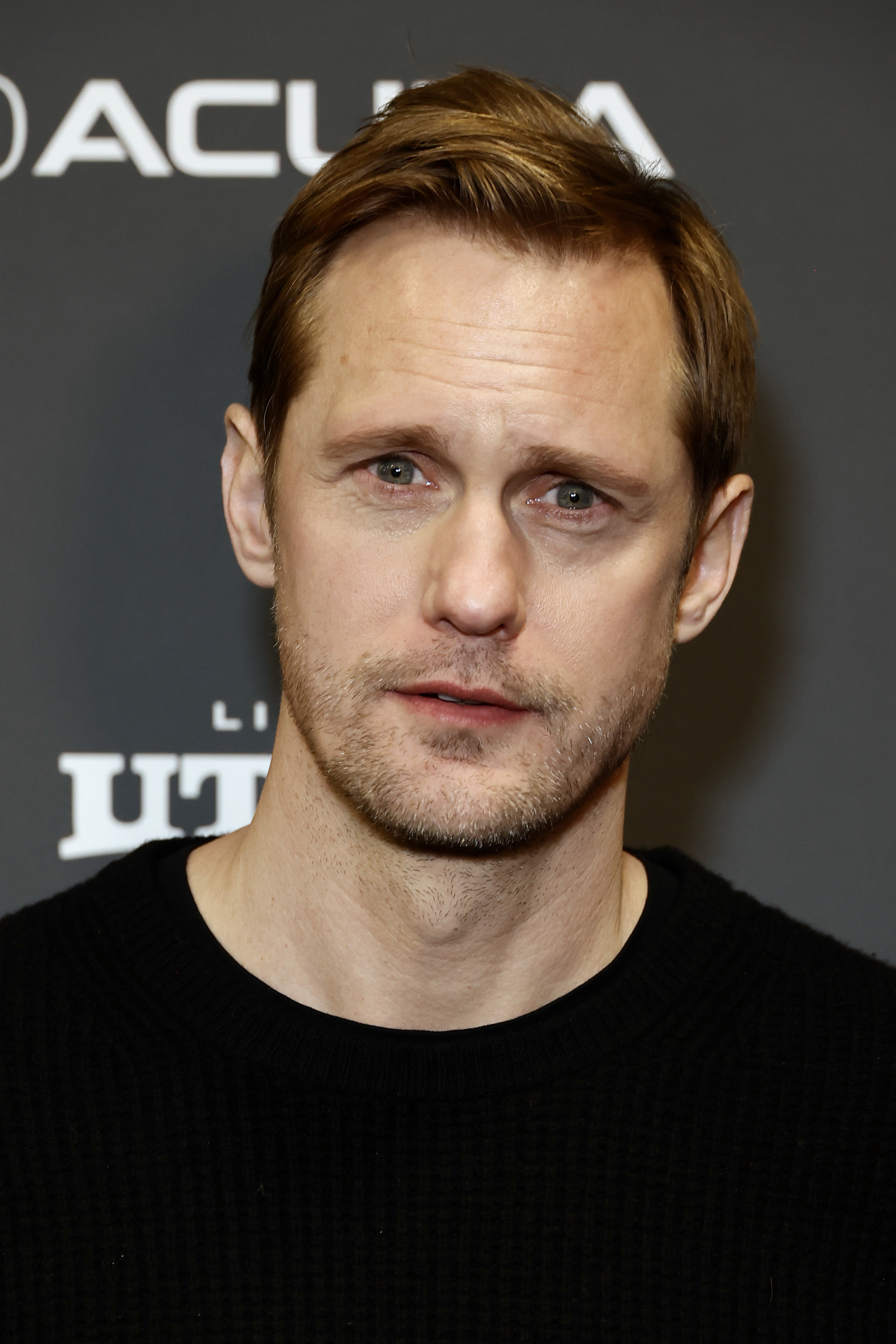 Alexander Skarsg rd Wore A Leash On The Red Carpet - 63