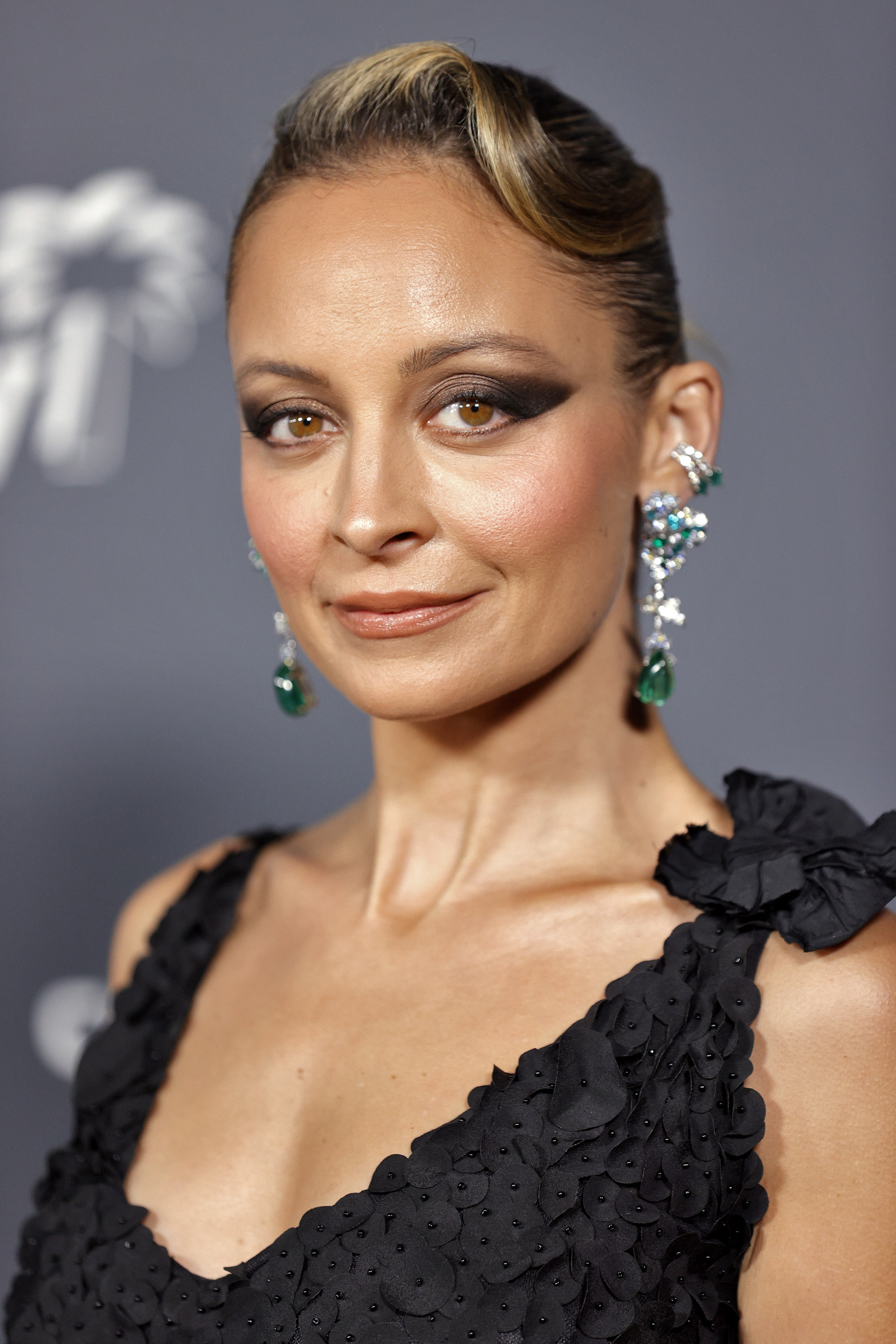 Nicole Richie Praised For Breaking Character On “The Simple Life”