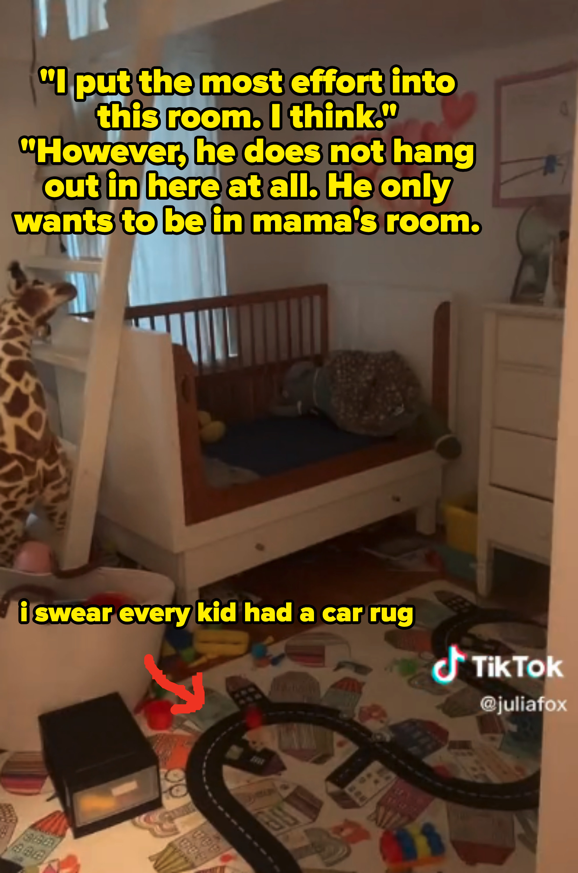 Valentino&#x27;s room has a bunk bed, a car rug, and a stuffed giraffe
