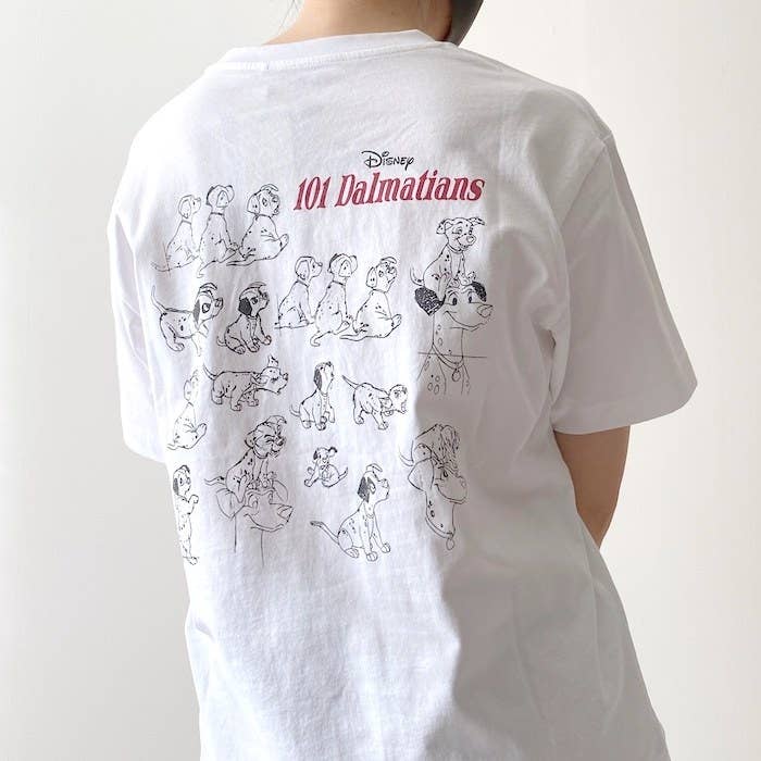 UNIQLO（ユニクロ）のおすすめのTシャツ「ディズニー・スケッチブック・メモリーズ UT グラフィックTシャツ（半袖・リラックスフィット）」