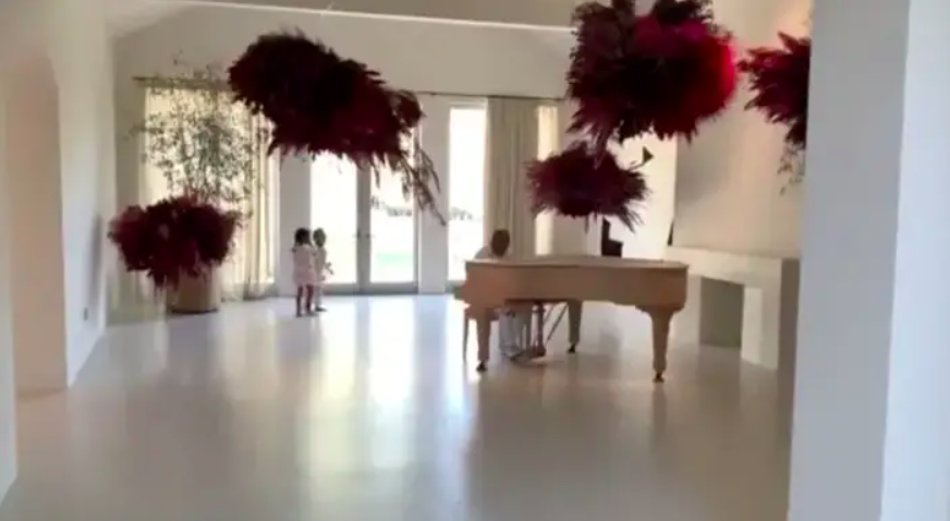 Kim Kardashian Transformed Her House For Her Daughter s B Day - 72