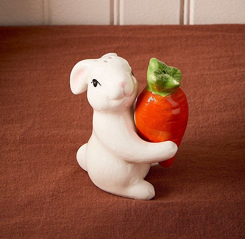 the salt and pepper shaker together