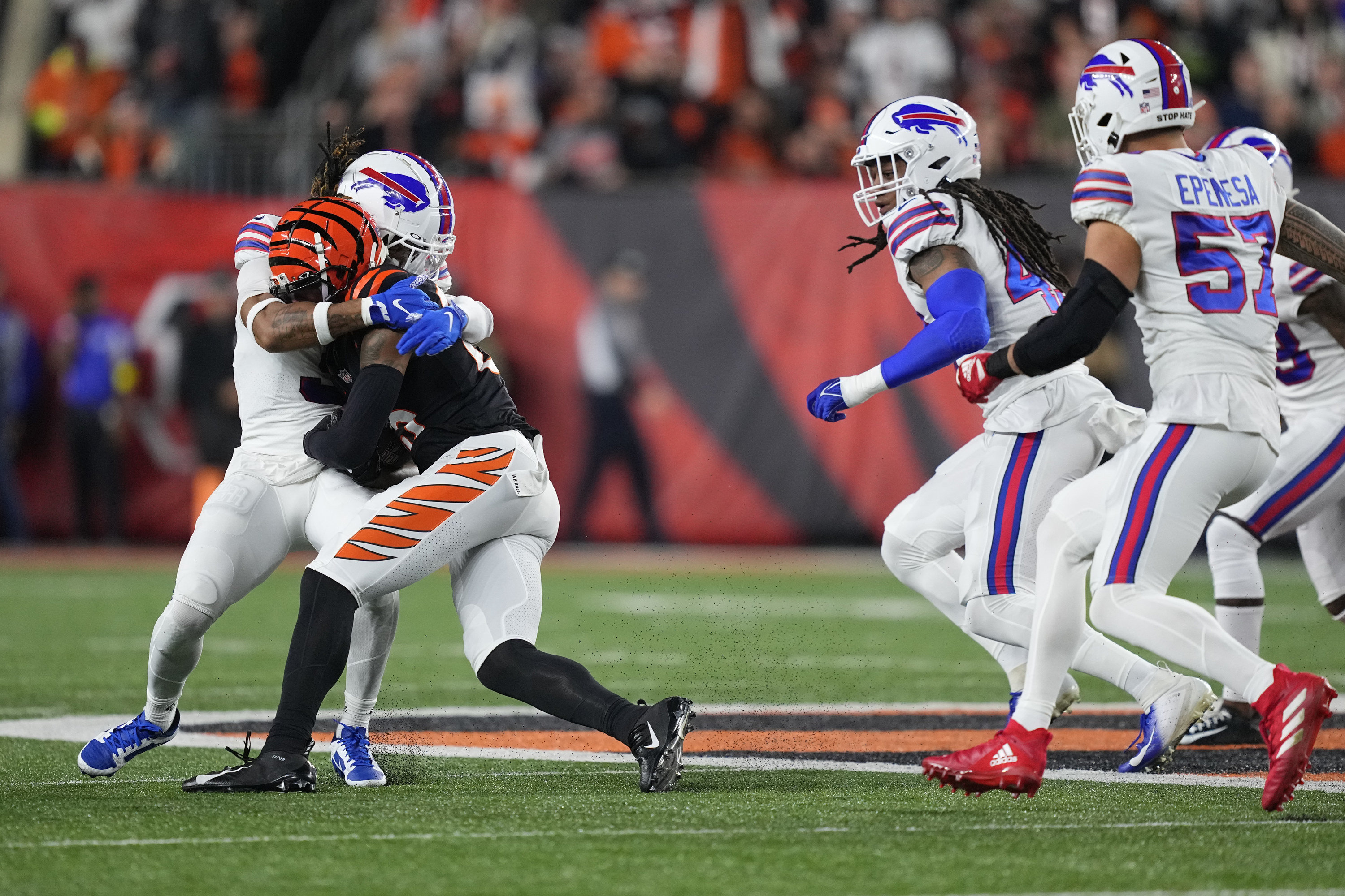 Bills safety Damar Hamlin in critical condition after suffering cardiac  arrest