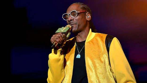 As the legendary singer previously explained, her intentions behind the meeting with Snoop and other artists was to give them "food for thought."