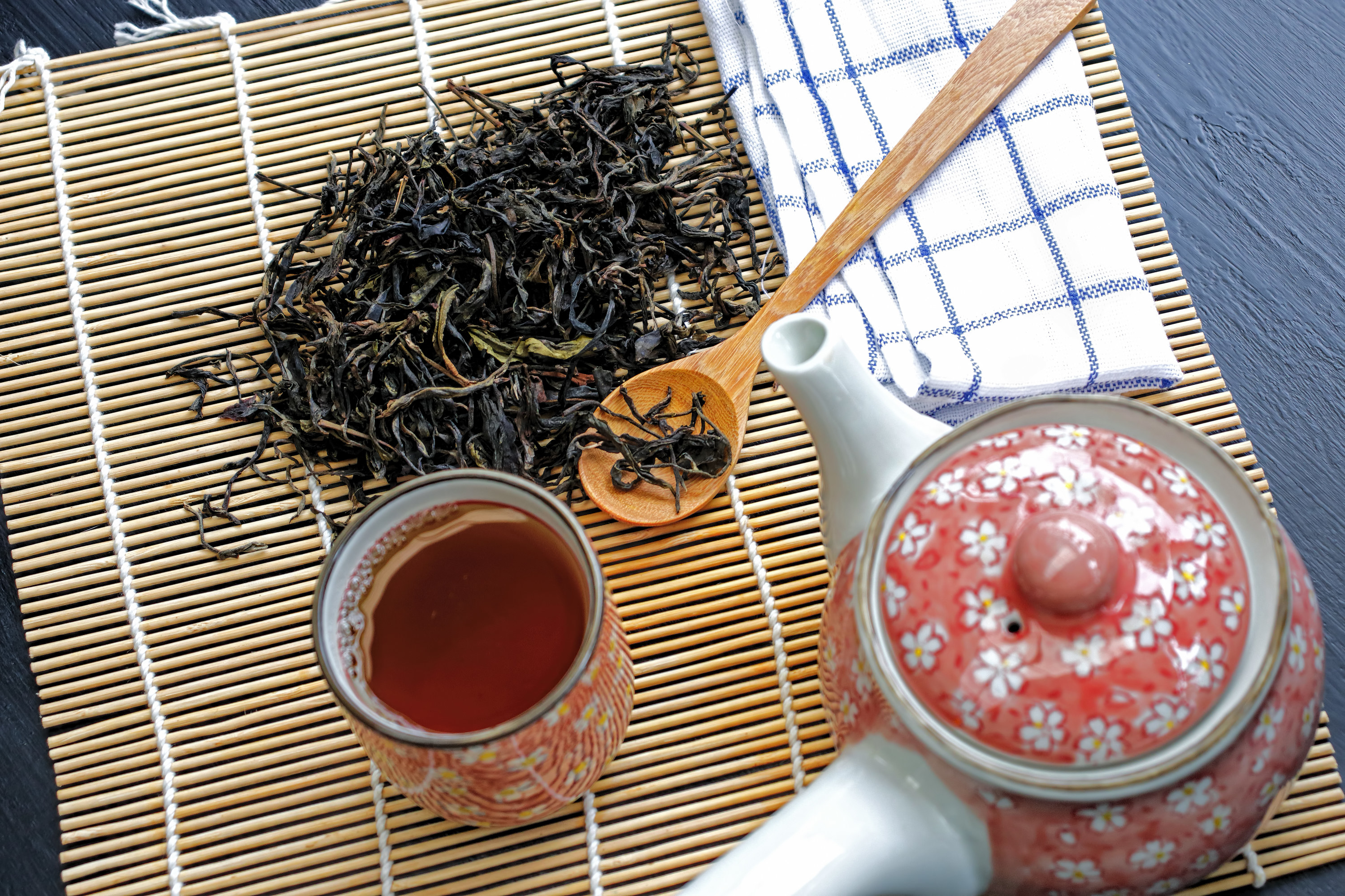 a tea set on top of a table