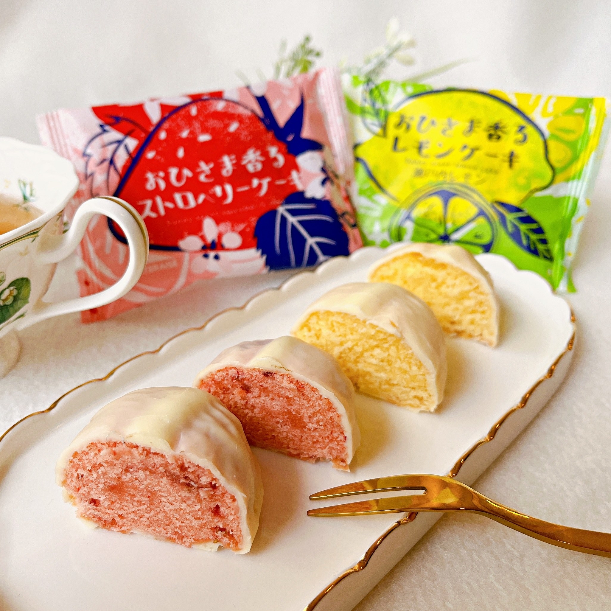 シャトレーゼ お菓子 詰め合わせ １０個 ストロベリーケーキ レモンケーキ - 食品