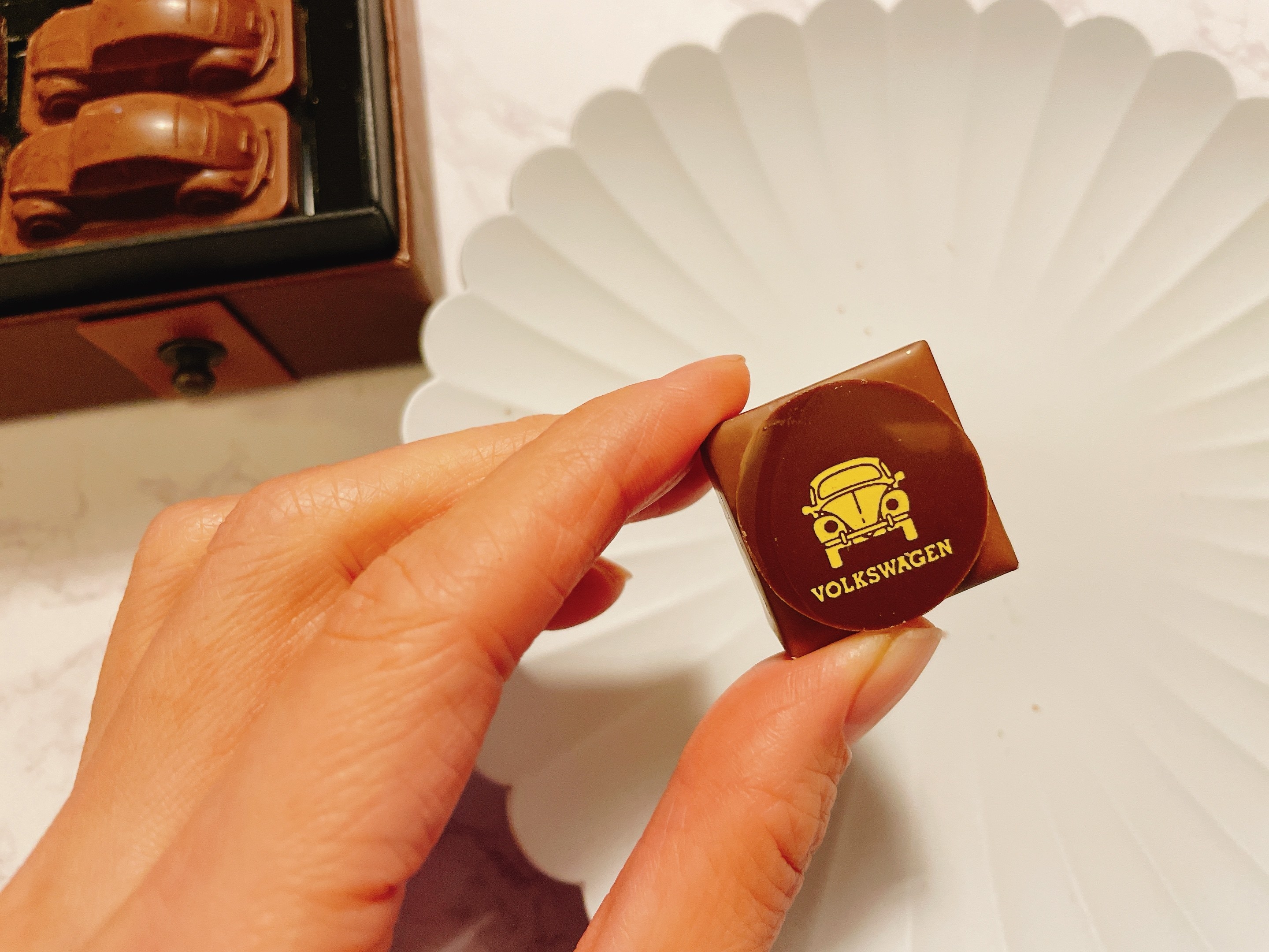 フォルクスワーゲン】これは喜ぶわ…「ビートルチョコ」がオシャレすぎ
