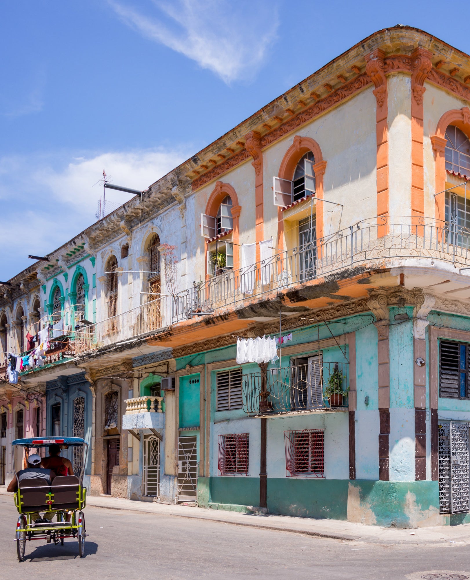 old buildings in Cuba