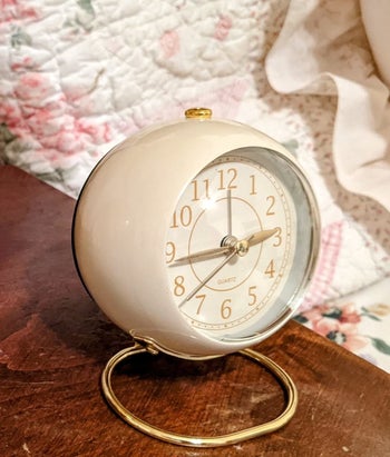 A close-up of reviewer's clock