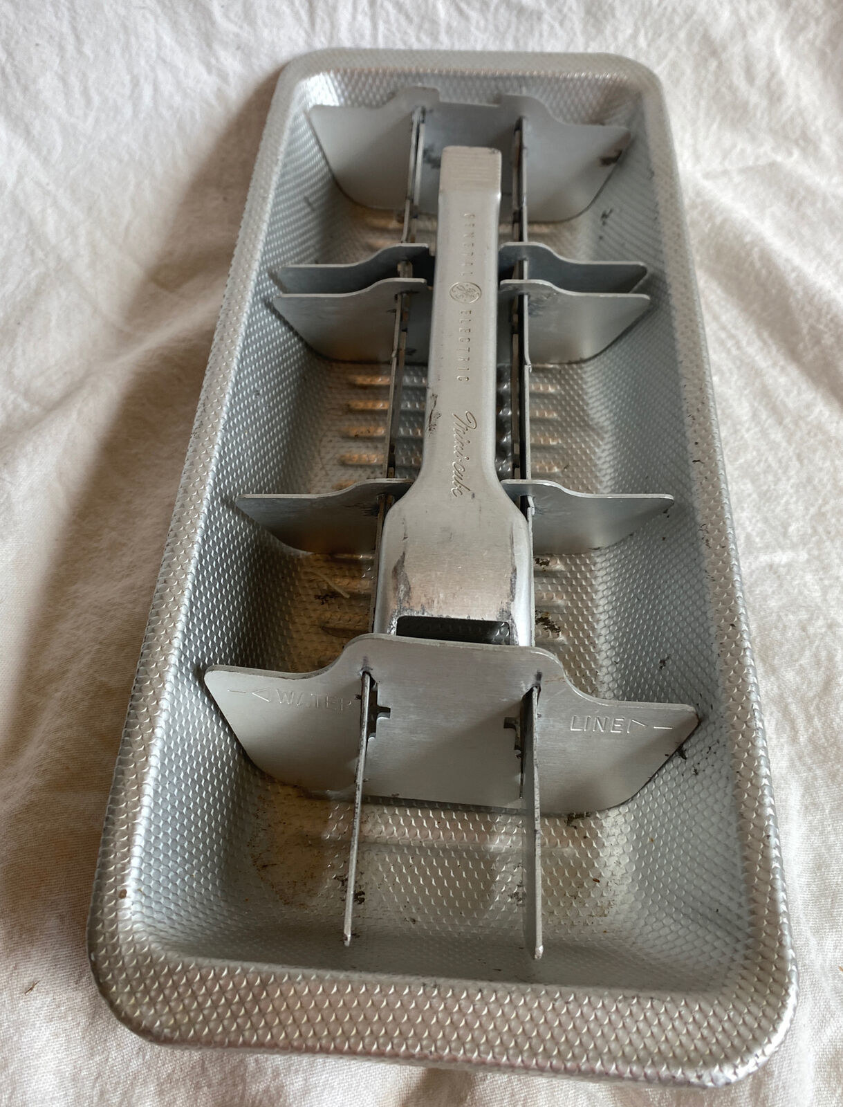 An old ice tray