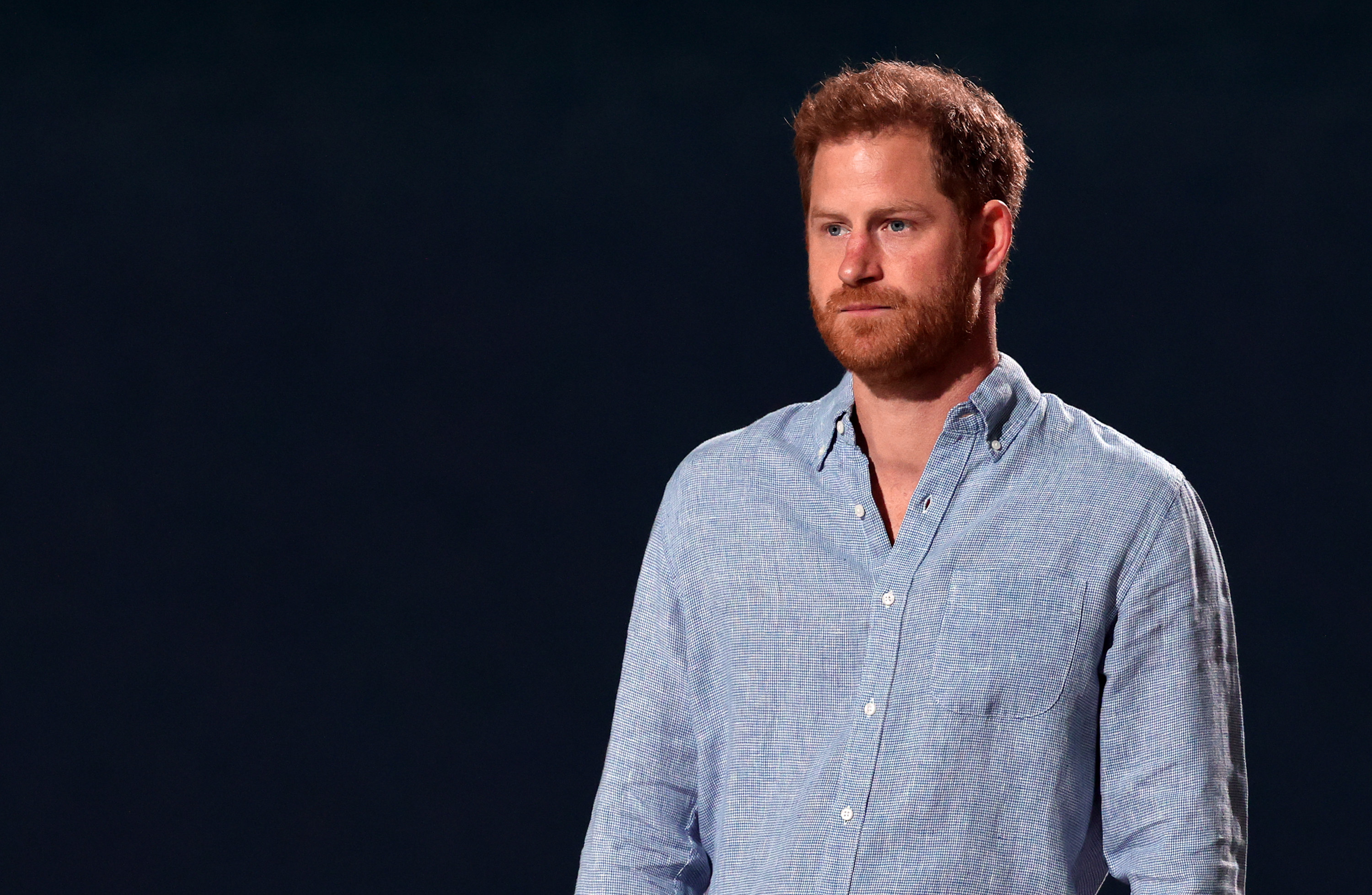 Prince Harry Says William Attacked Him In New Memoir - 34