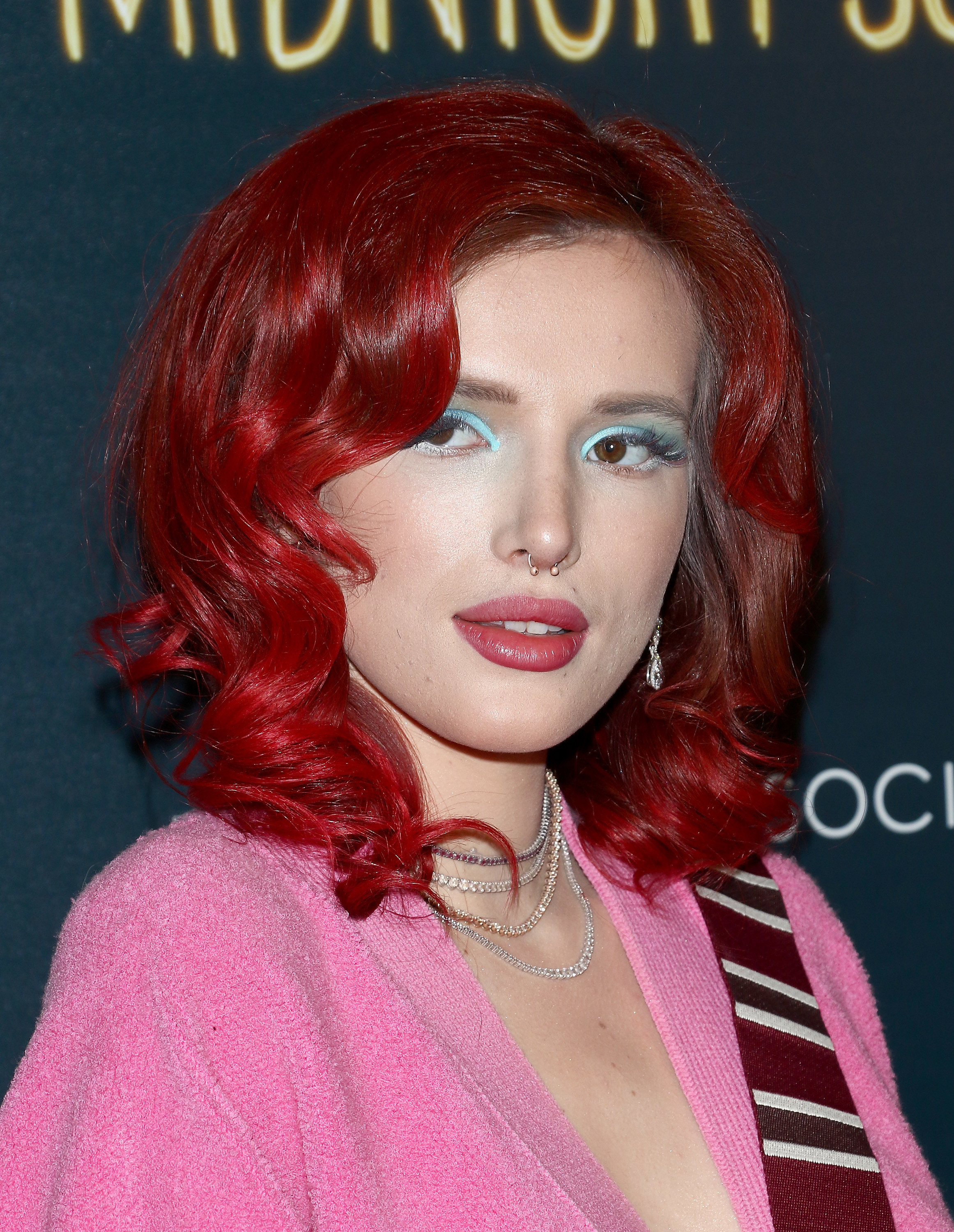 Why Bella Thorne Stopped Kissing Fans - 55