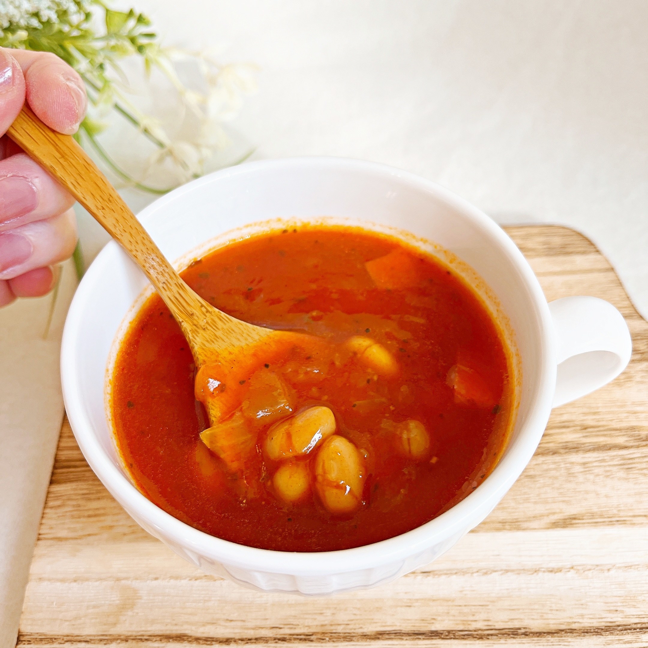 KALDIおすすめのスープ「バジル香る具だくさん ミネストローネ」