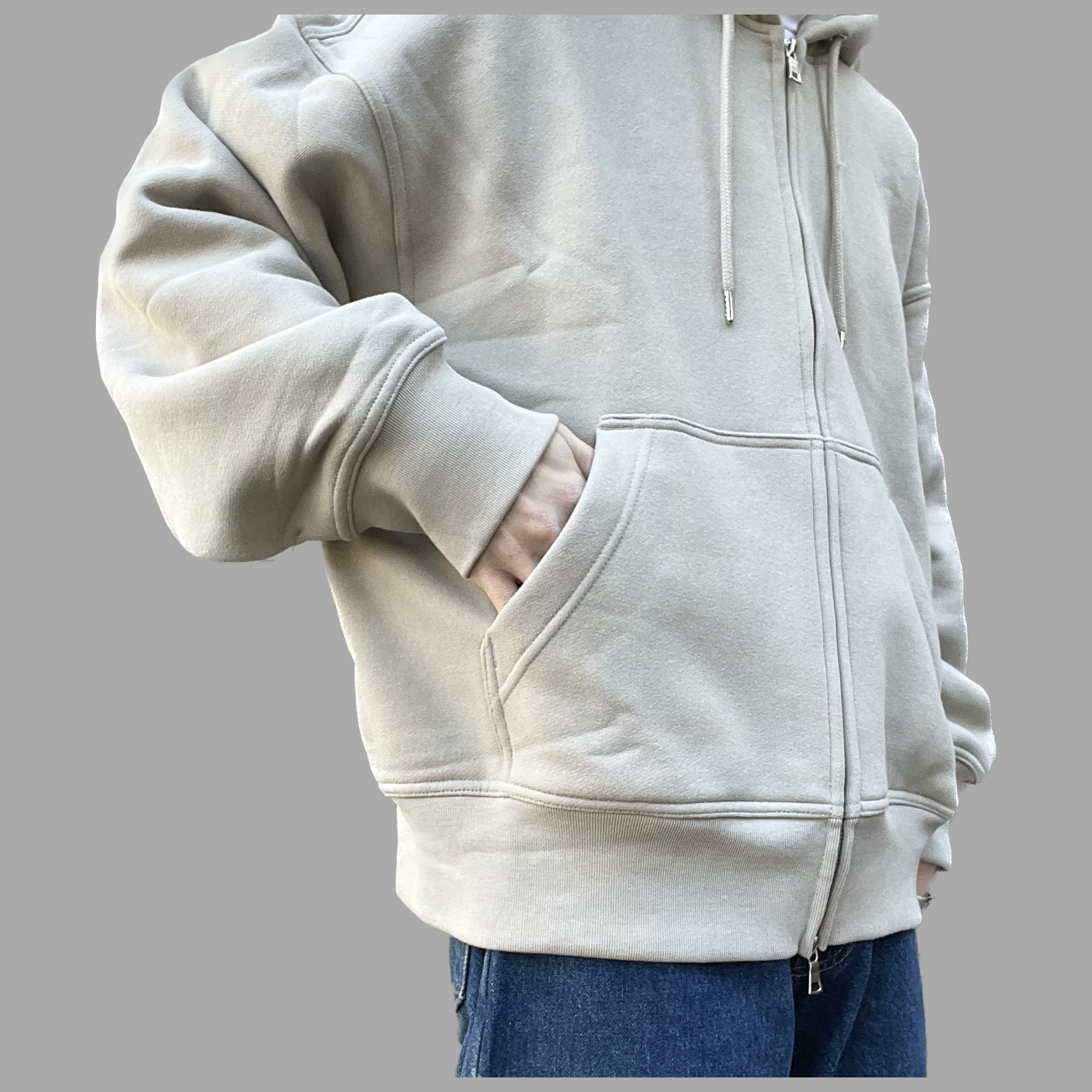 H&amp;amp;Mのおすすめのメンズアイテム「Oversized Fit Zip-through hoodie」