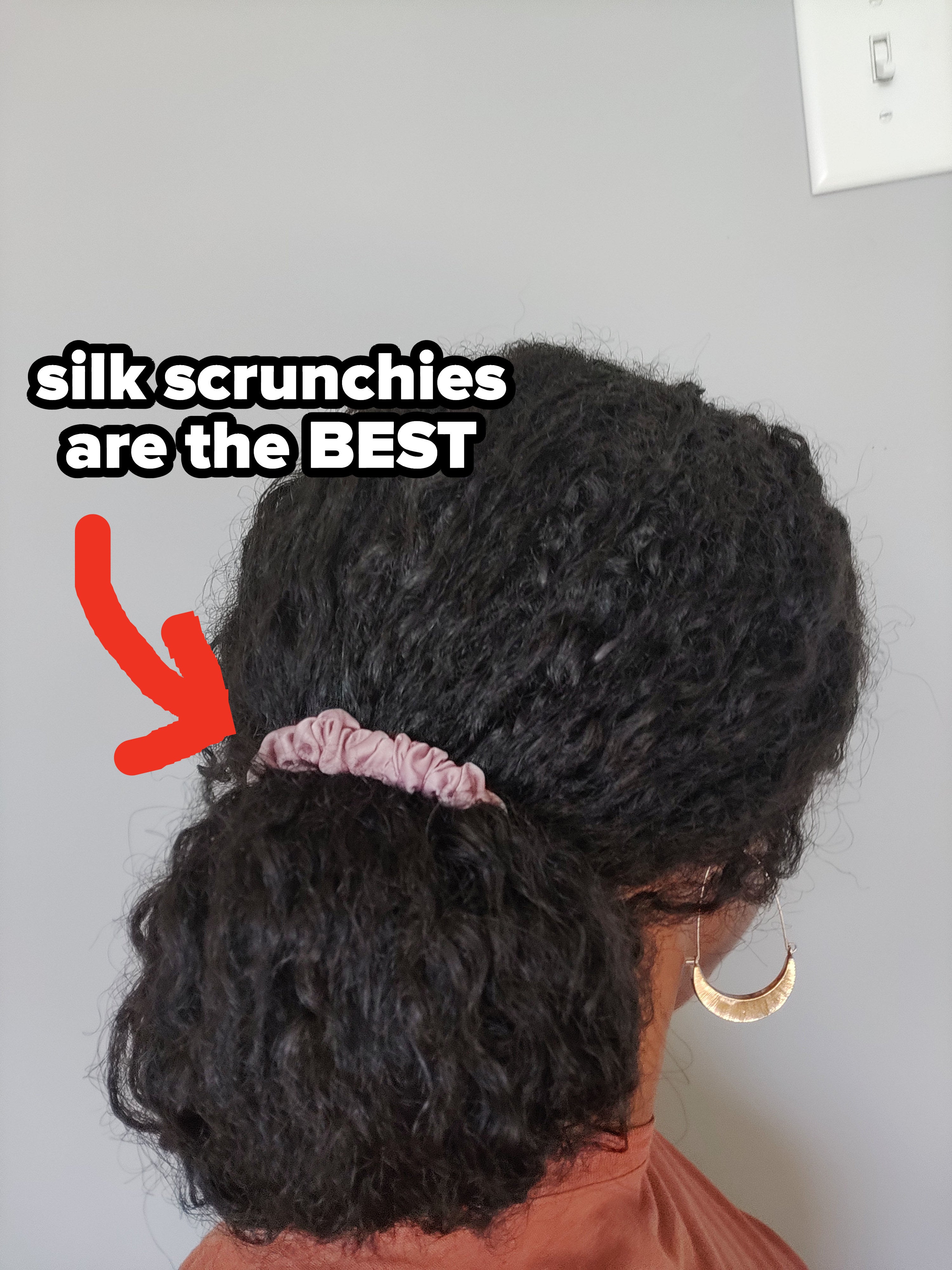 Diagram showing the difference in hair length between straight and curly states