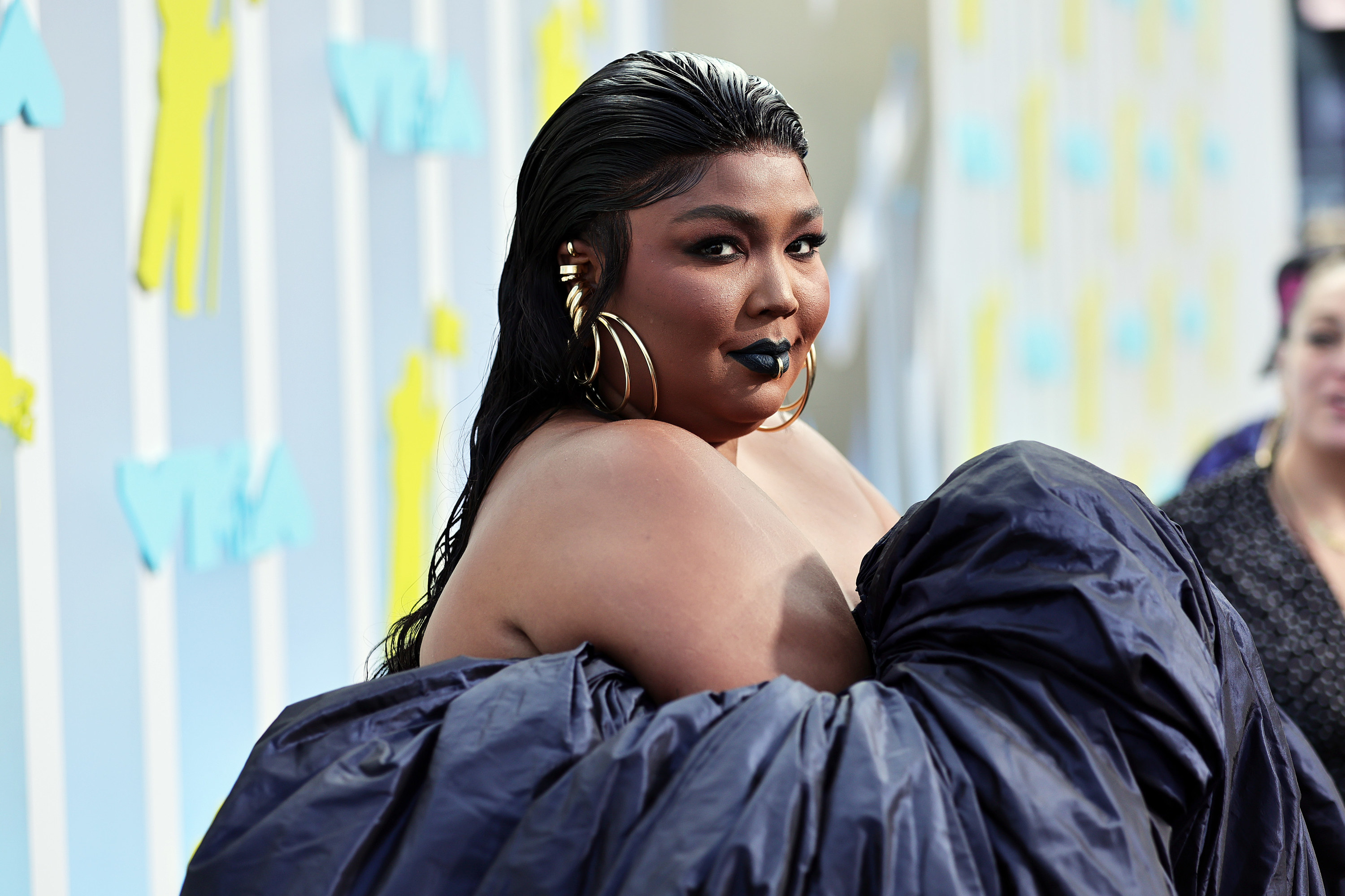 Lizzo Gives First Look At Her Wax Figure  - 10