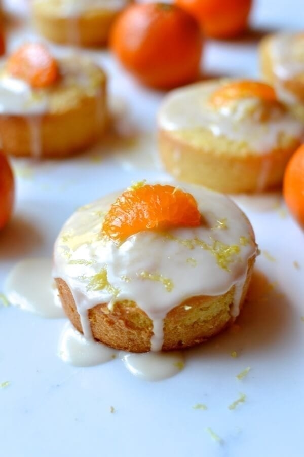 Clementine cakes with icing