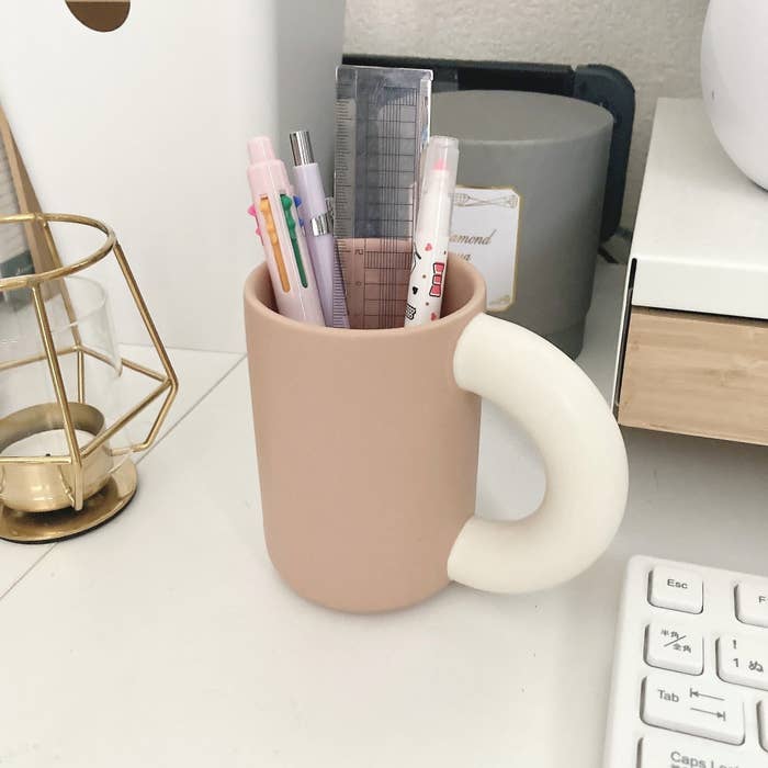 Francfranc(フランフラン)のオススメのマグカップ「ポッテ マグ ベージュ」