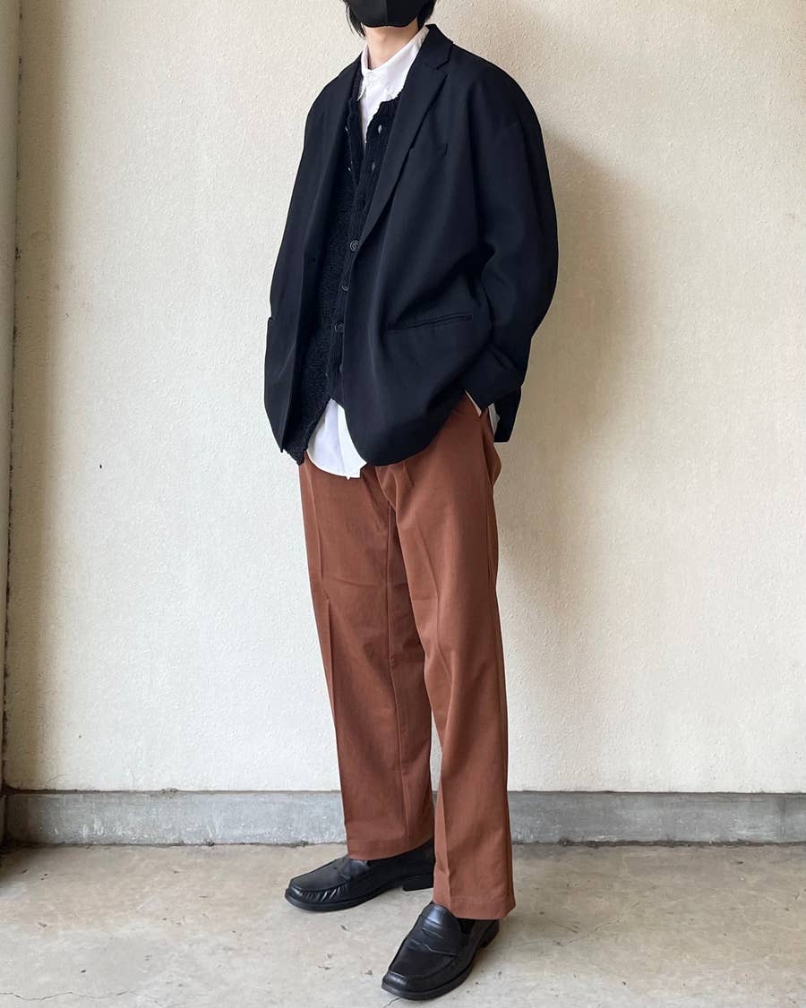 ユニクロU】ジャージ感覚で使える！美シルエットな「楽ちんパンツ  