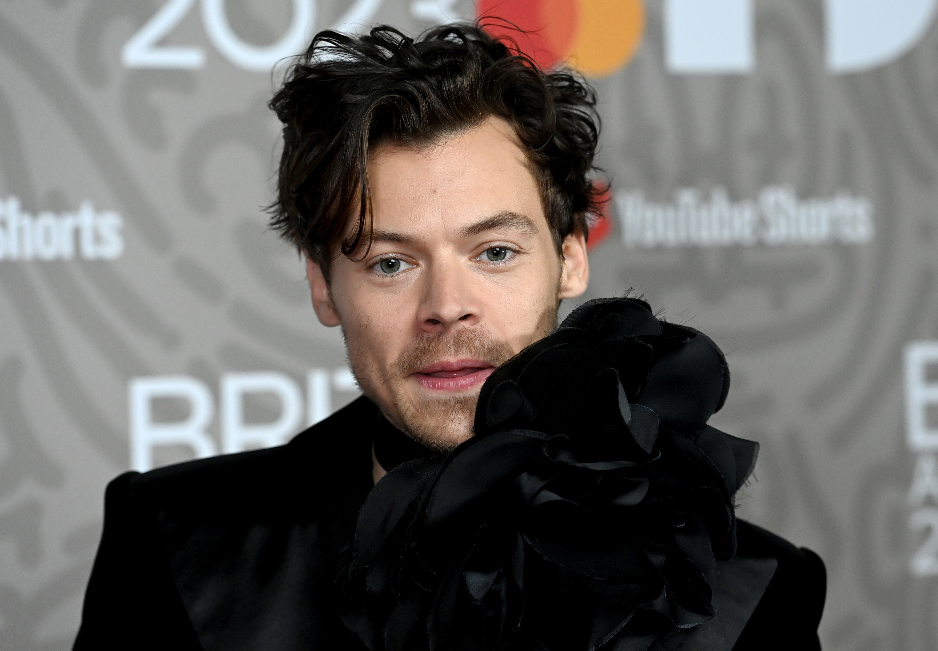 Harry Styles Says He's 'Aware of His Privilege' Following His Controversial  Grammys Speech—Watch the Video