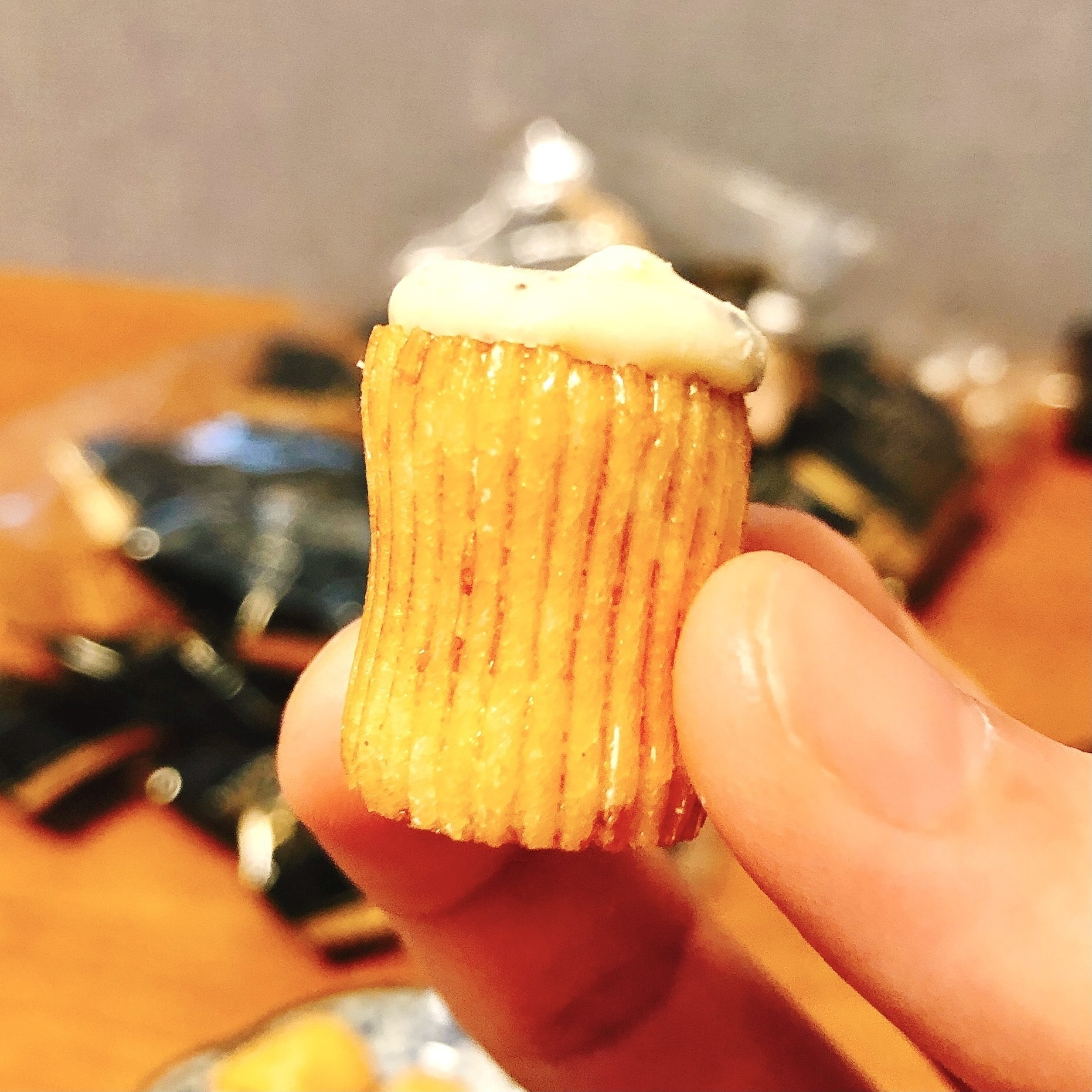 成城石井のおすすめ「きらら 塩トリュフ風味チーズあられ」