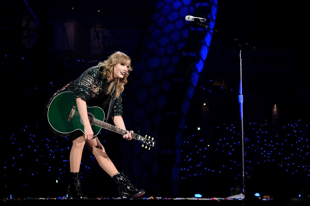 Taylor Swift reputation Stadium Tour.