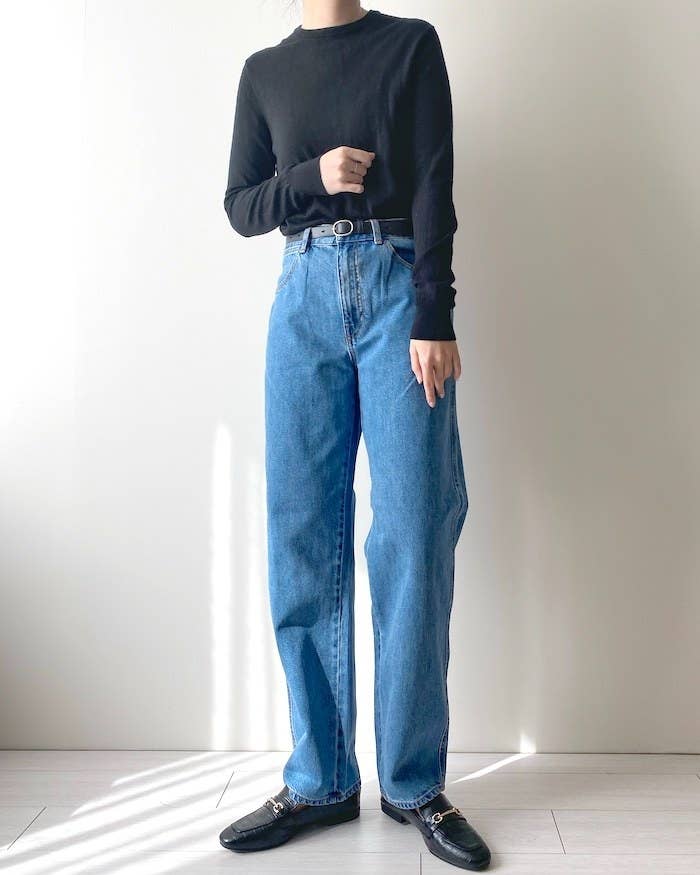 UNIQLO（ユニクロ）のおすすめのファッションアイテム「カーブジーンズ」