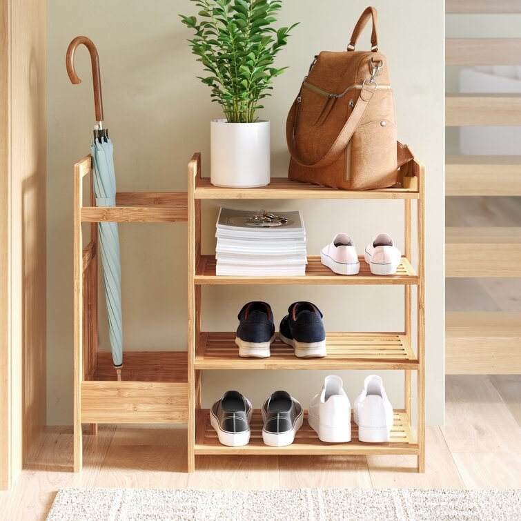 Image of the bamboo shoe rack