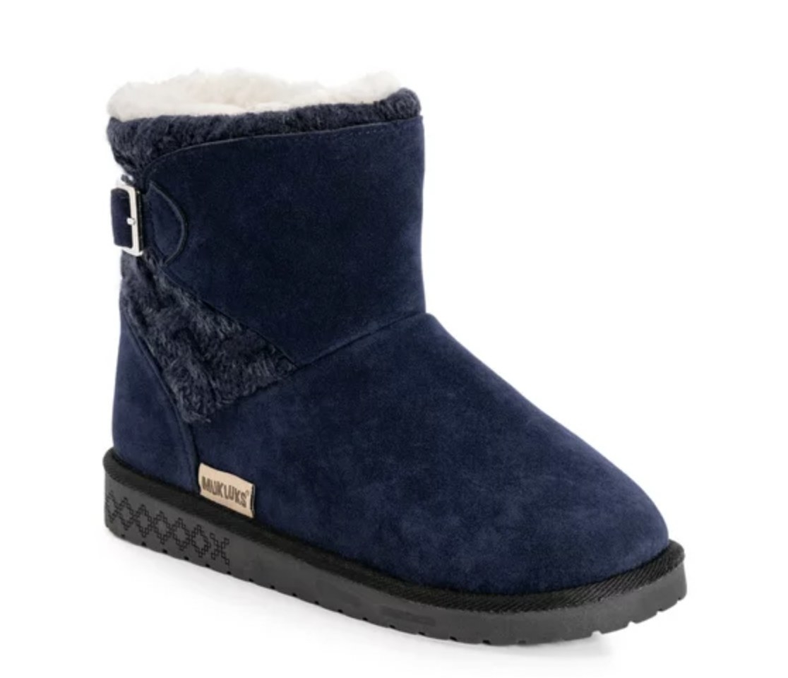 the faux fur lined bootie in navy