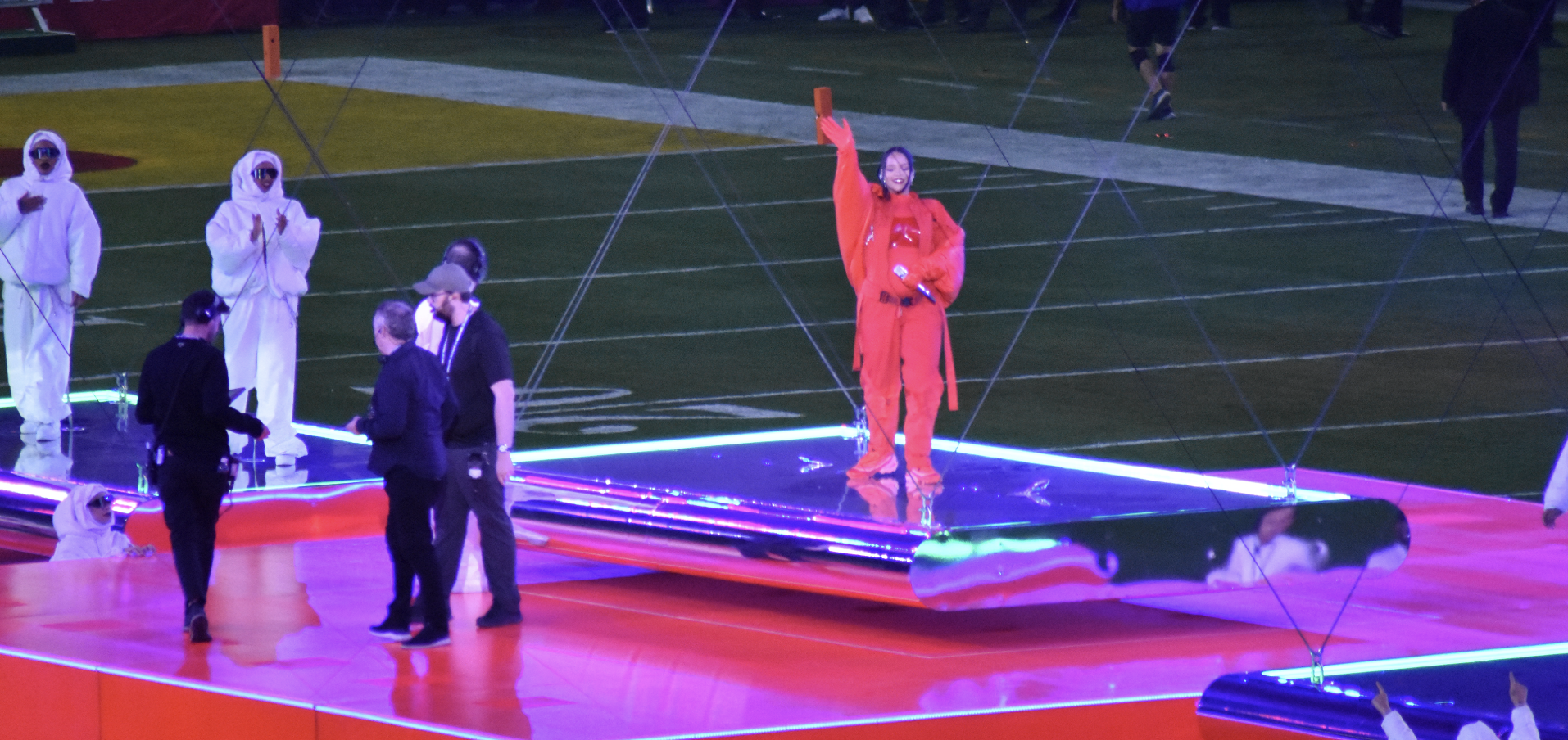 Rihanna waves to the Super Bowl LVII crowd