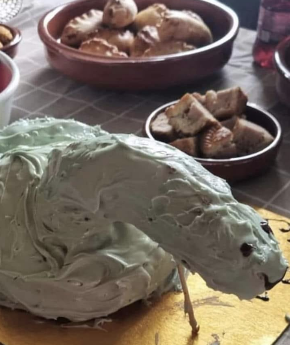 A dinosaur cake