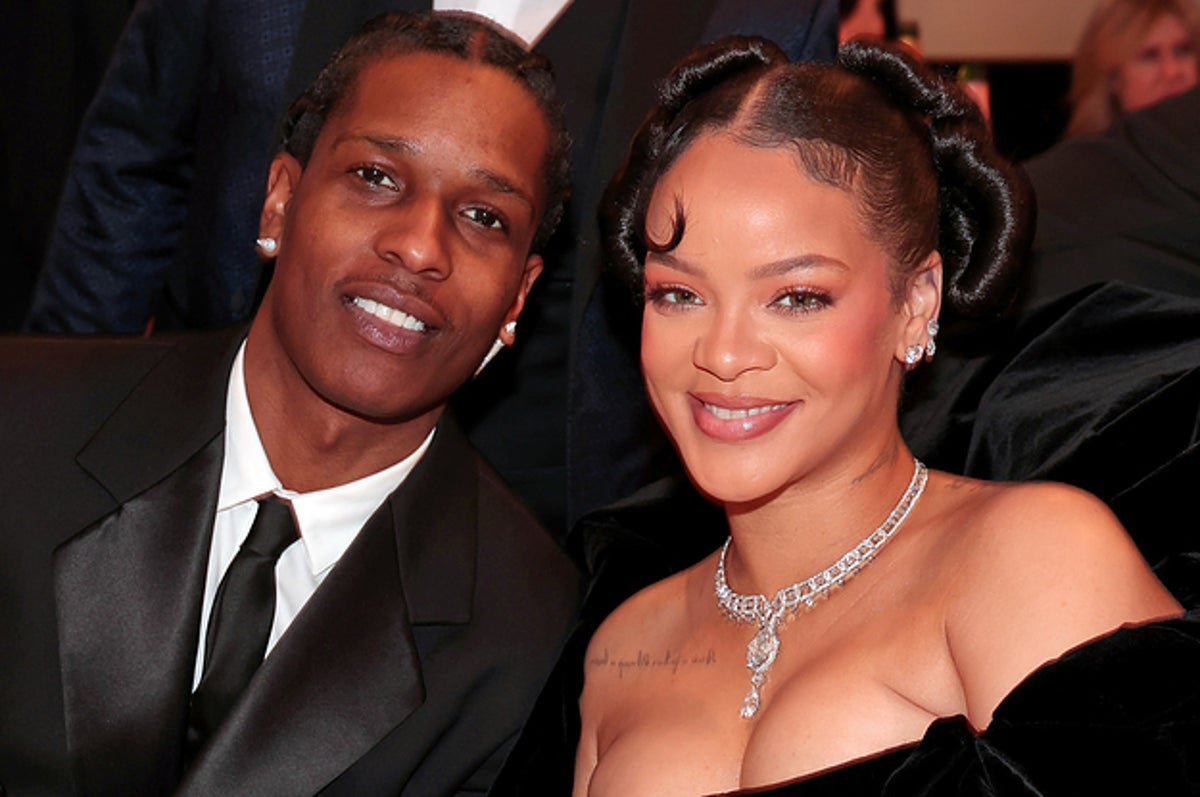 1200px x 797px - A$AP Rocky Watches Rihanna Perform At The Super Bowl