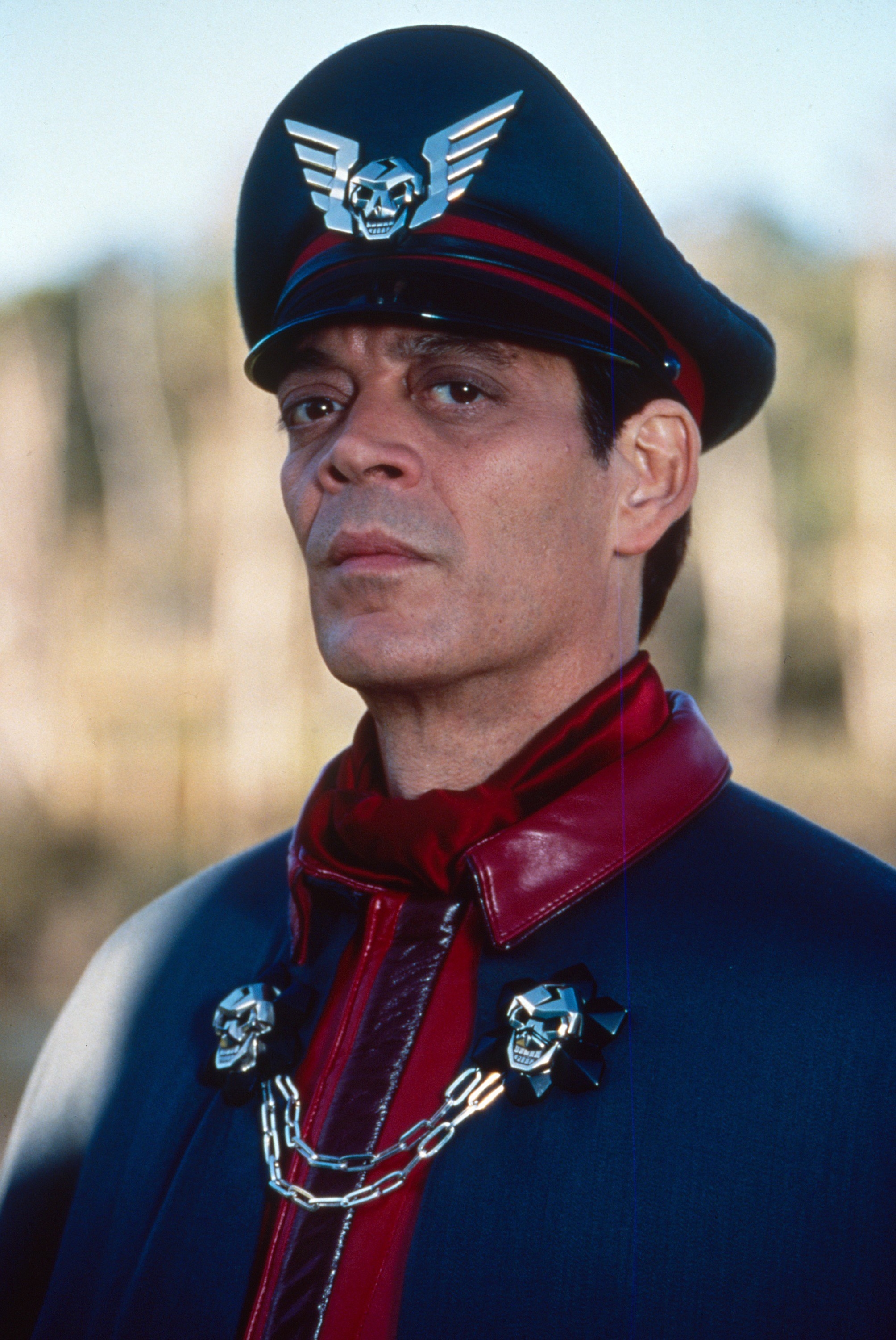 Raul as M Bison