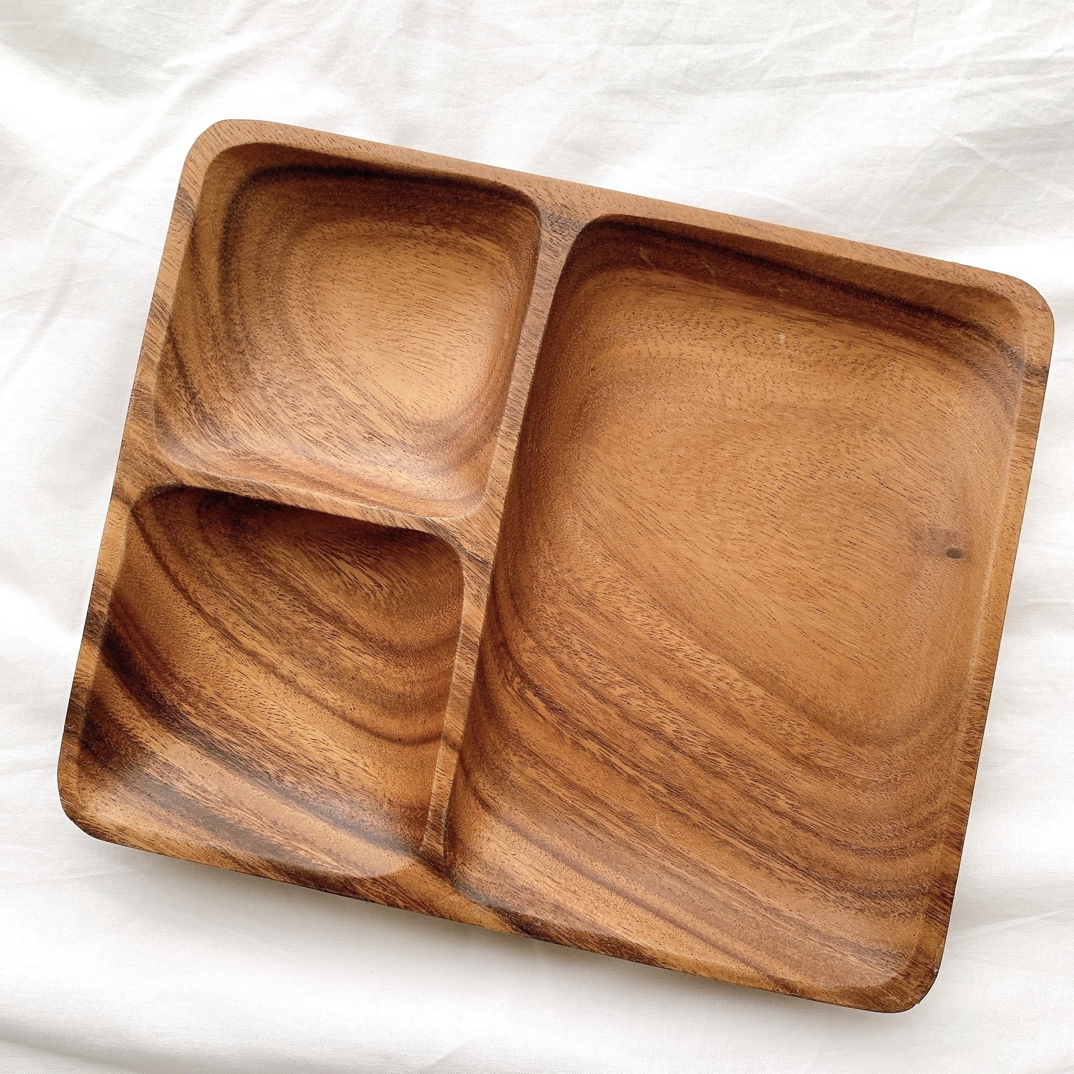 ニトリのオススメ食器「レクタングルランチプレート」