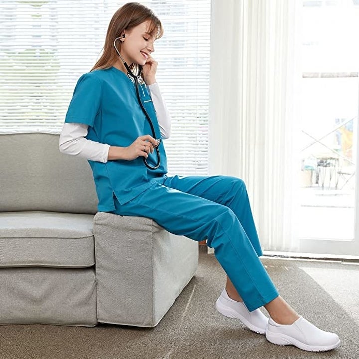 comfortable nurses shoes