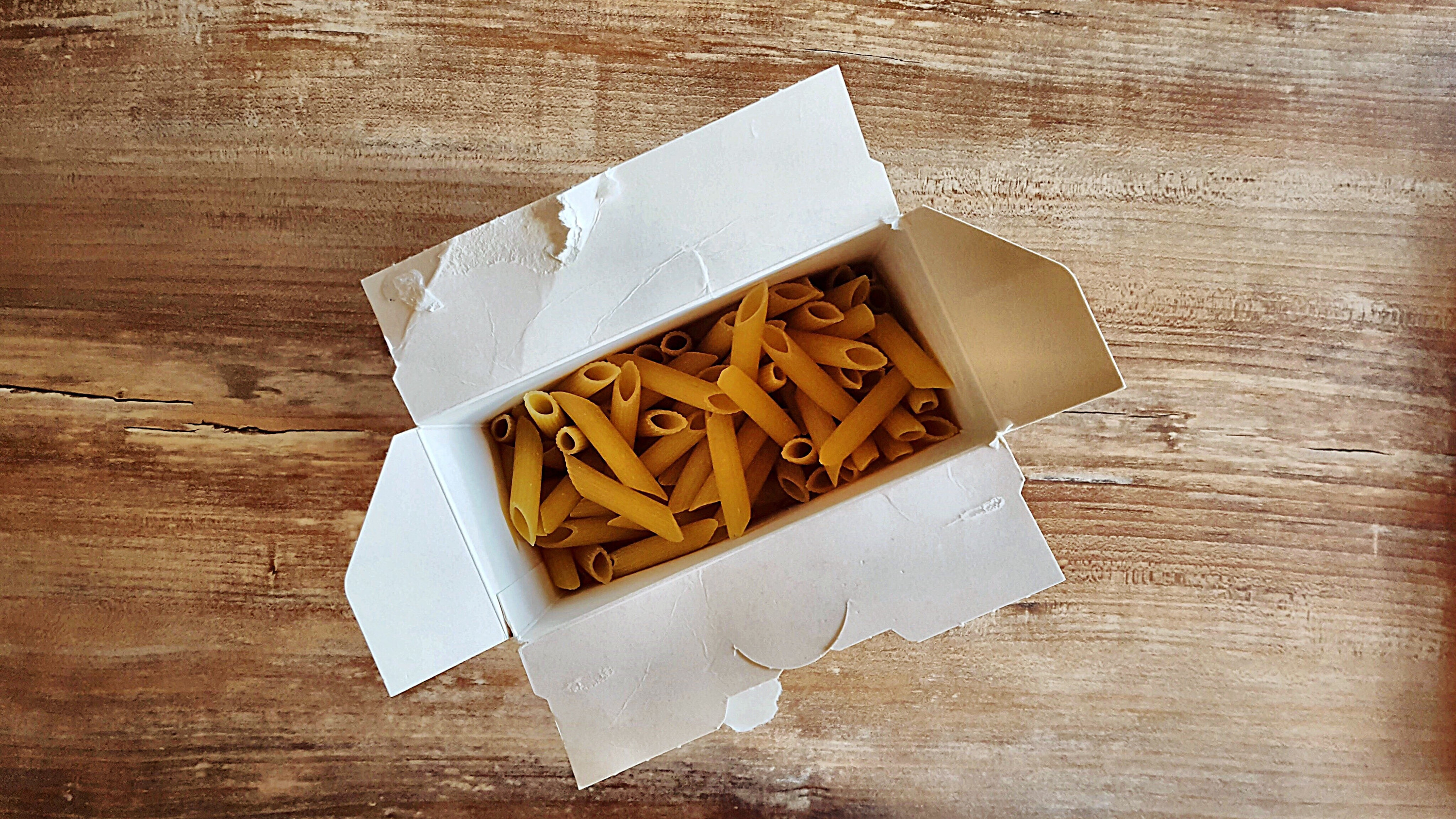 Penne in box