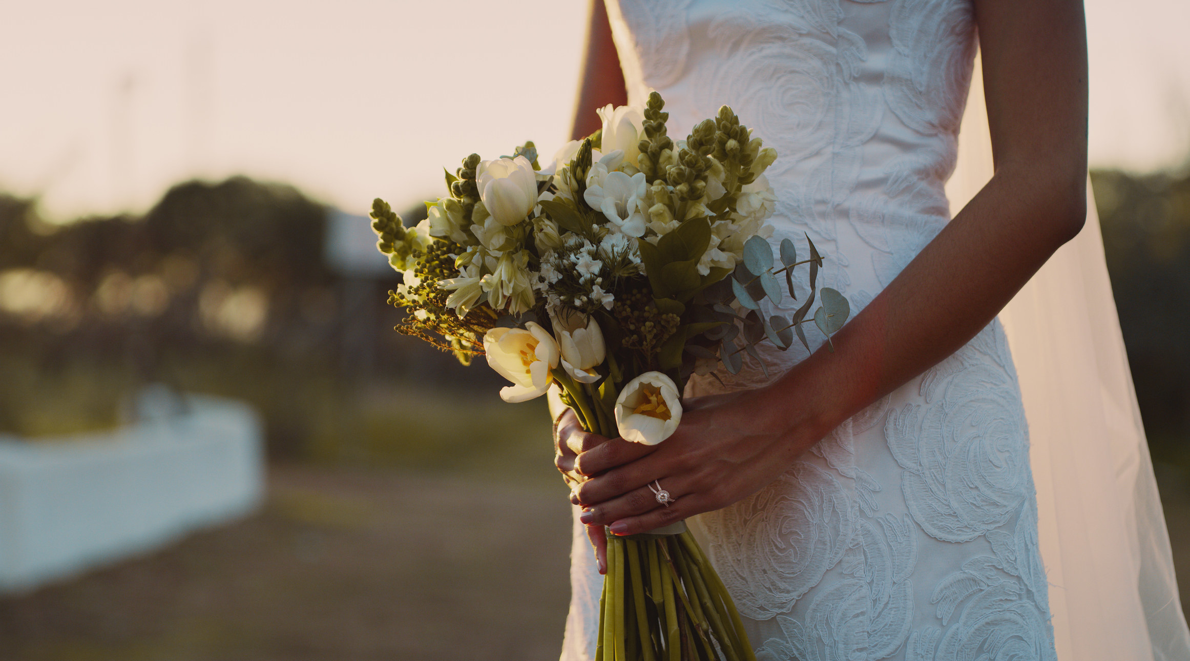 bride holding a bouquet