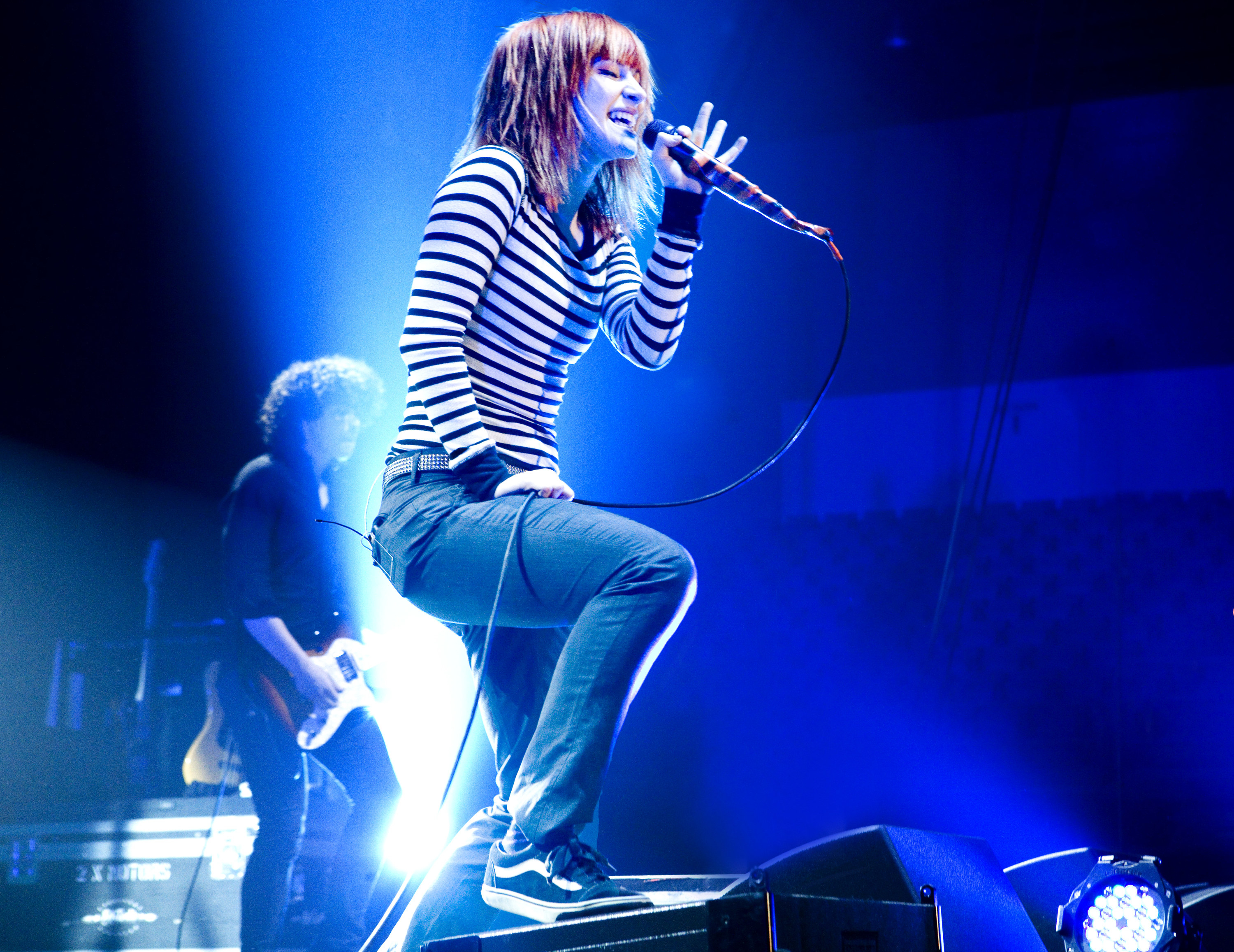 Hayley Williams performing on stage in 2006