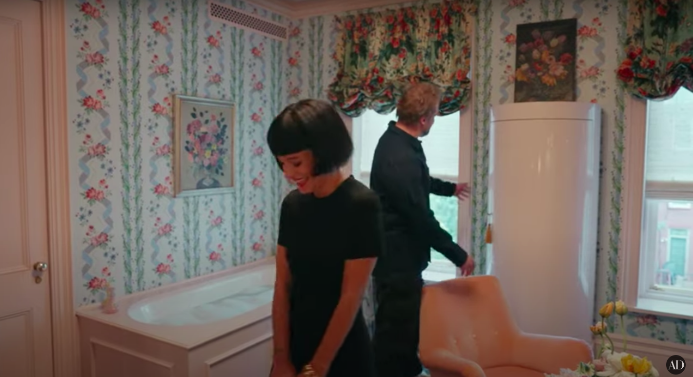 David Harbour And Lily Allen s Over The Top Bathroom - 75