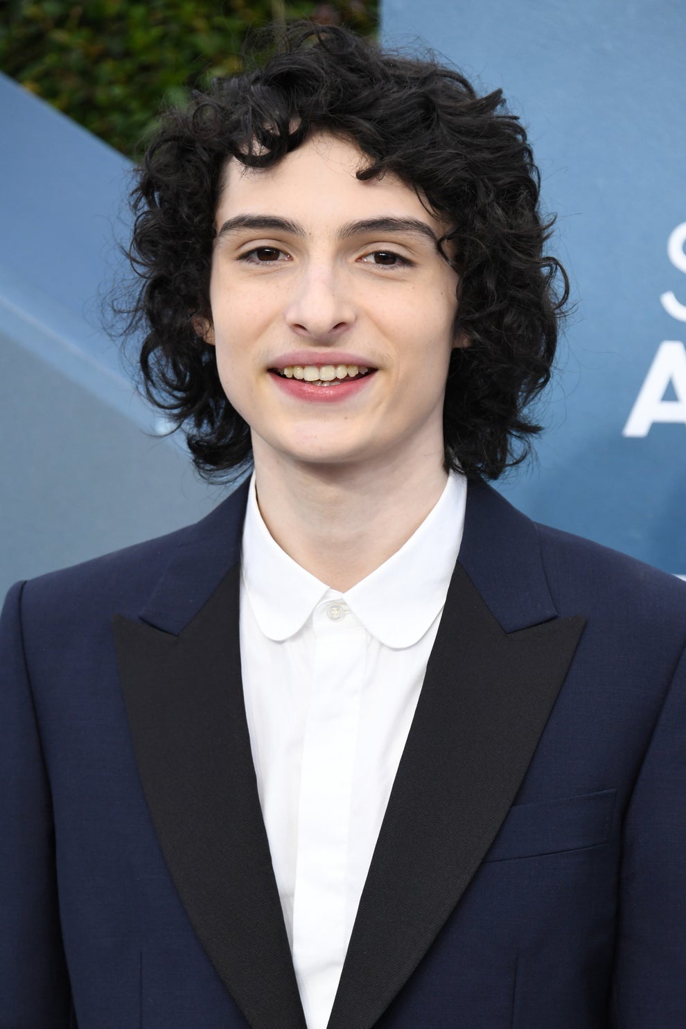 Finn Wolfhards Reaction To Noah Schnapp Coming Out As Gay 