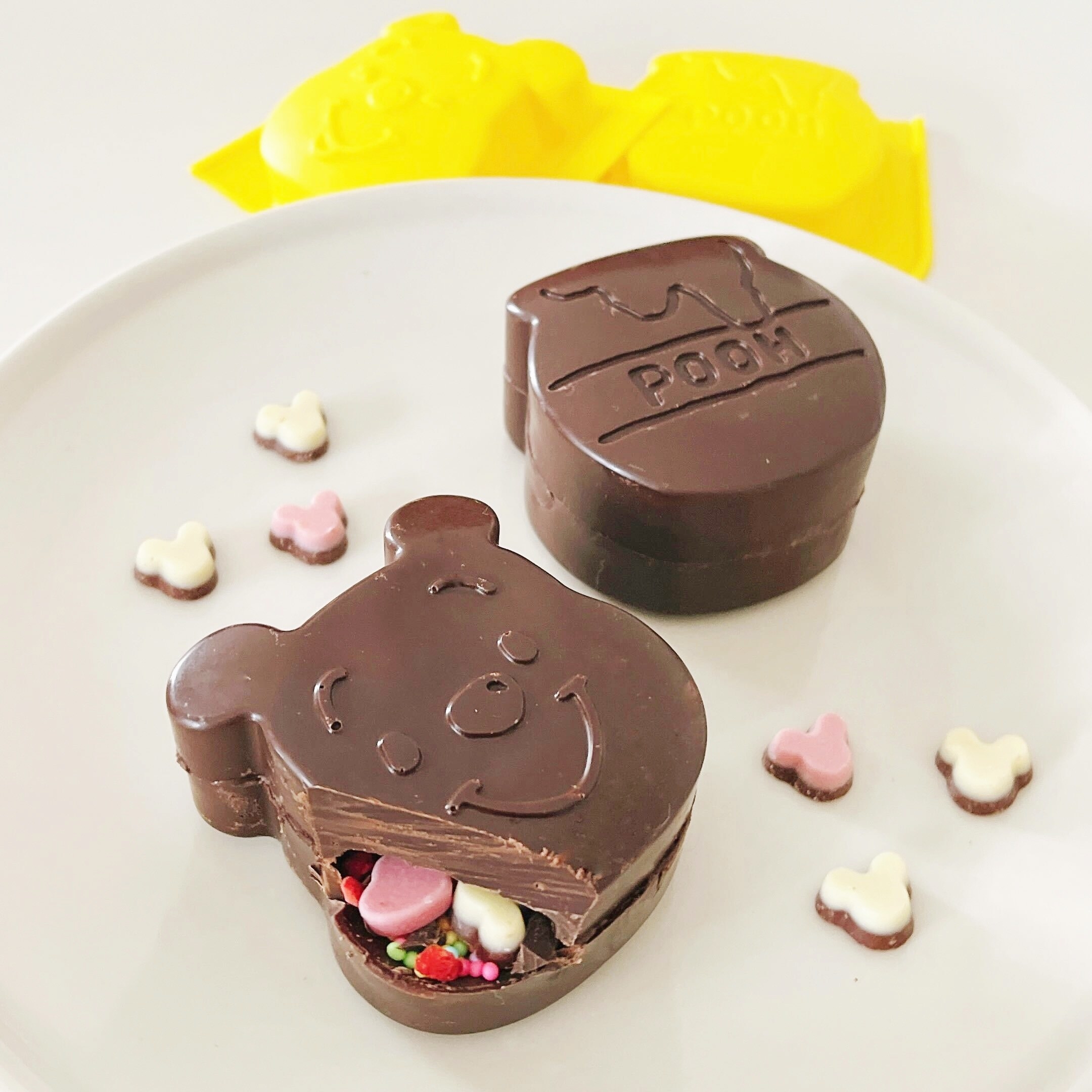 DAISO(ダイソー)のオススメの調理器具「シリコーンプチケーキ型(くまのプーさん)」