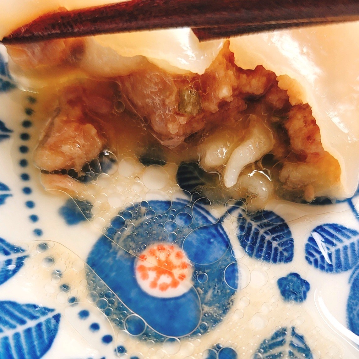 FamilyMart(ファミリーマート)のおすすめ冷凍食品「こだわりスープを楽しむ小籠包」