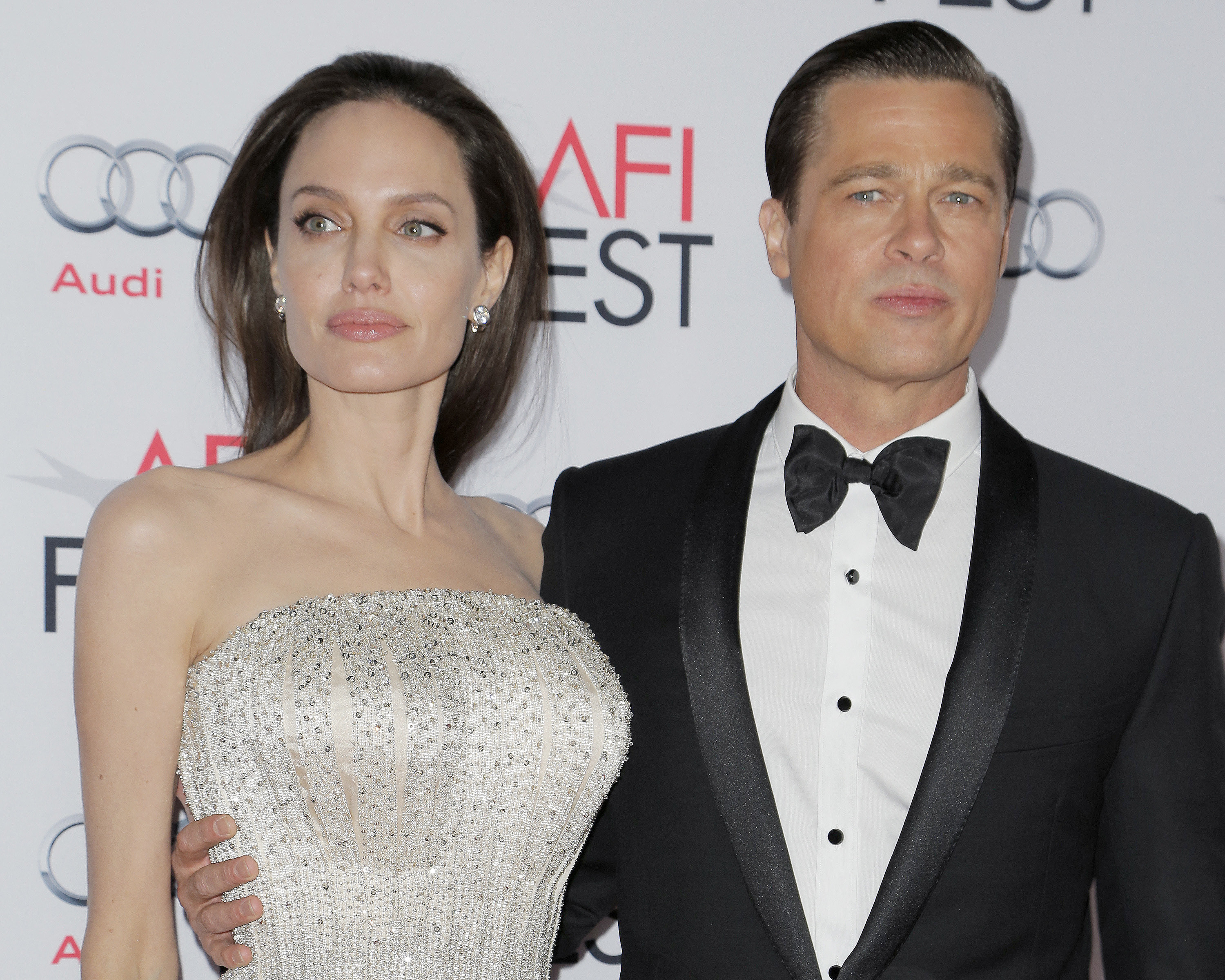 Angelina Jolie and Brad Pitt posing together