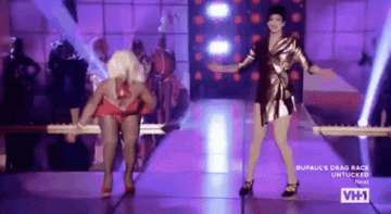 GIF of Monet performing