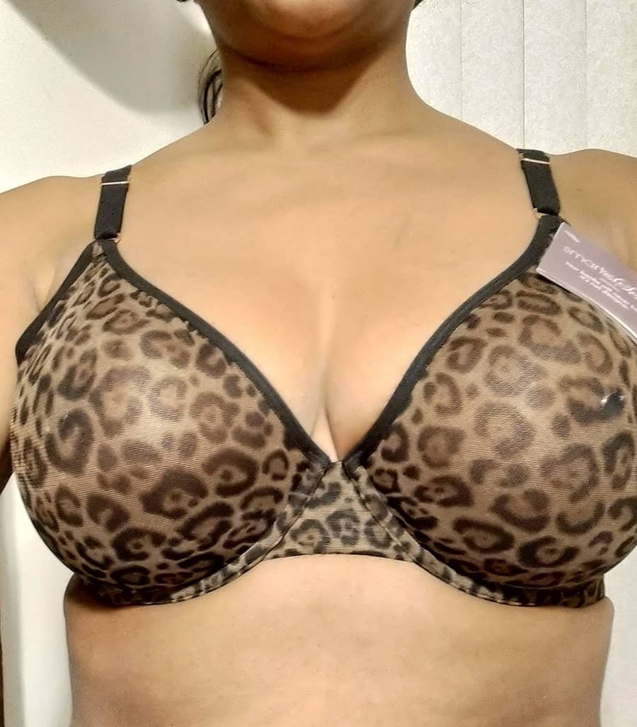Before and After - I always thought my boobs were just too small to ever  look or feel good in any bra. What a difference 34A to 28DD •  /r/ABraThatFits : r/smallbooblove