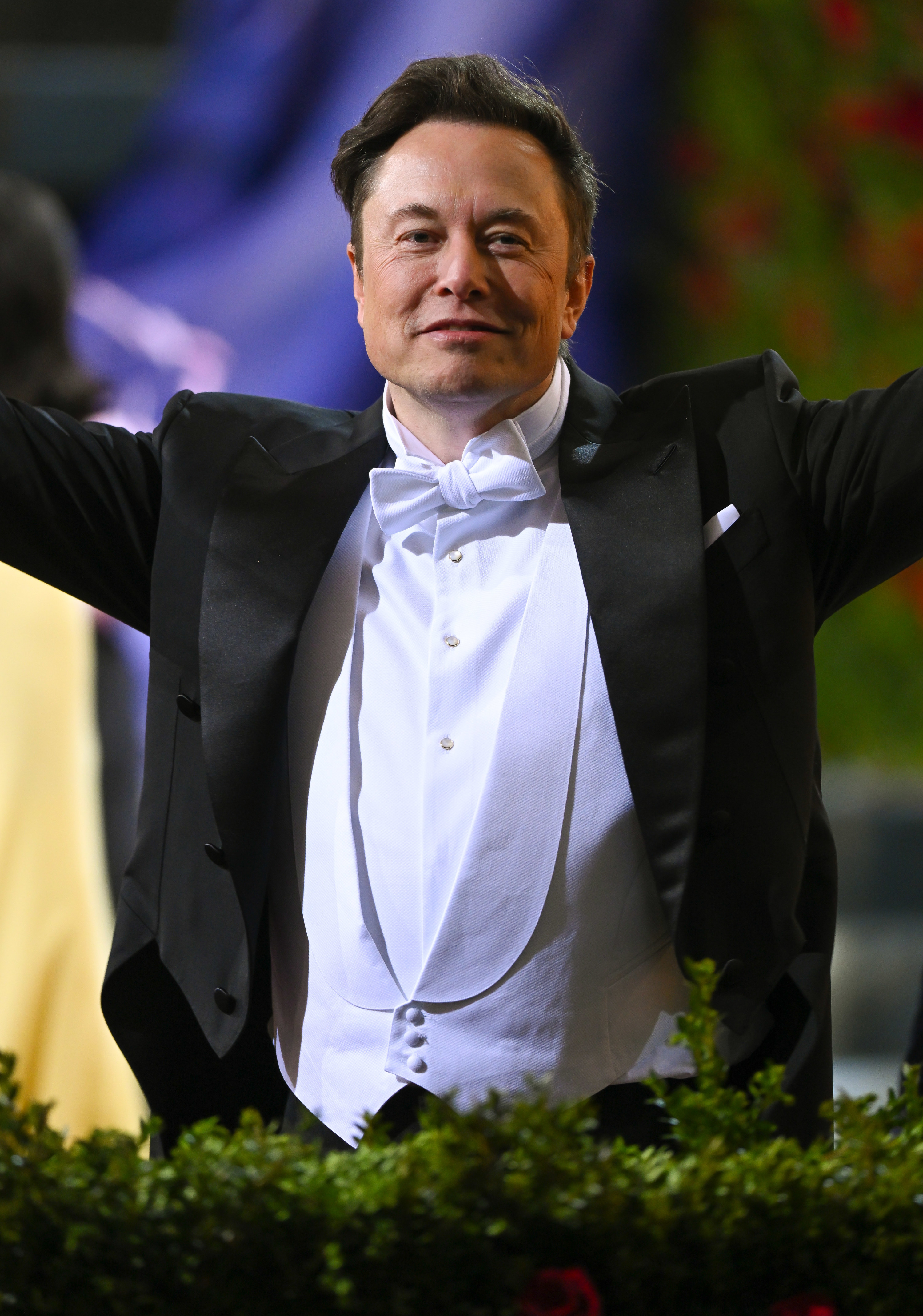 Elon Musk arrives to the 2022 Met Gala Celebrating &quot;In America: An Anthology of Fashion&quot; at Metropolitan Museum of Art