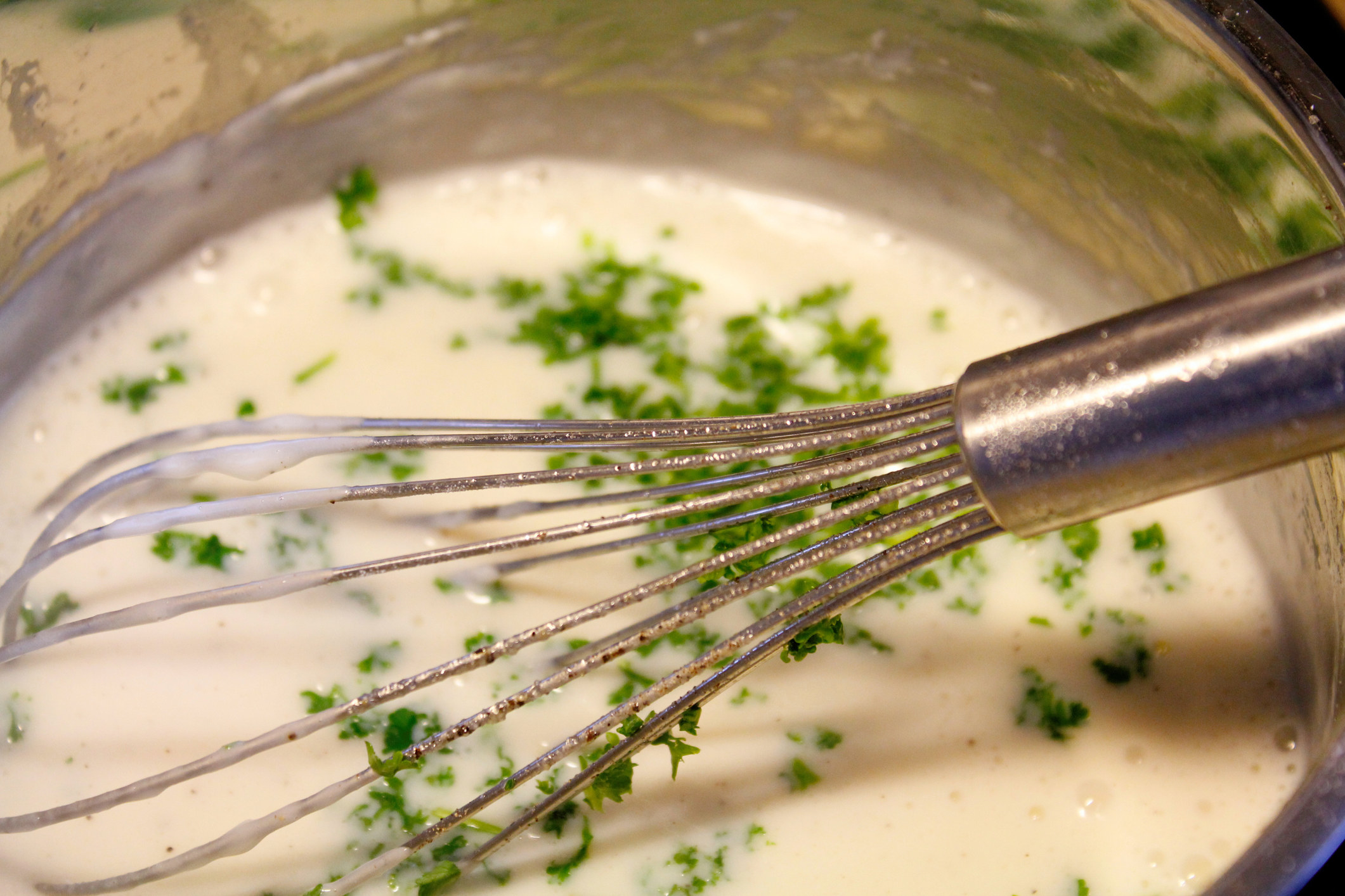 A buttery sauce with parsley.