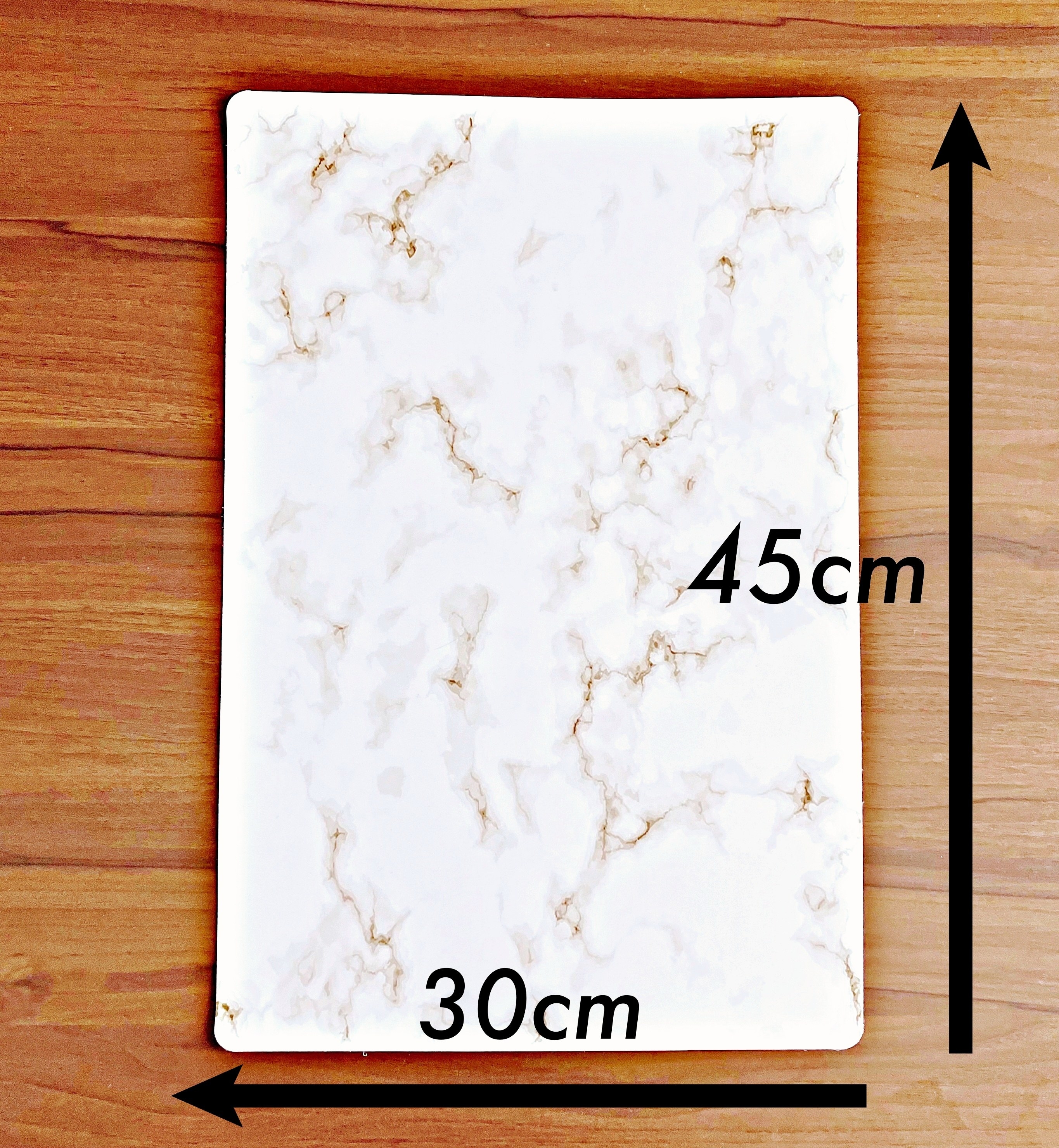 DAISO(ダイソー)のおすすめ日用品「ランチョンマット(抗菌、大理石風)」