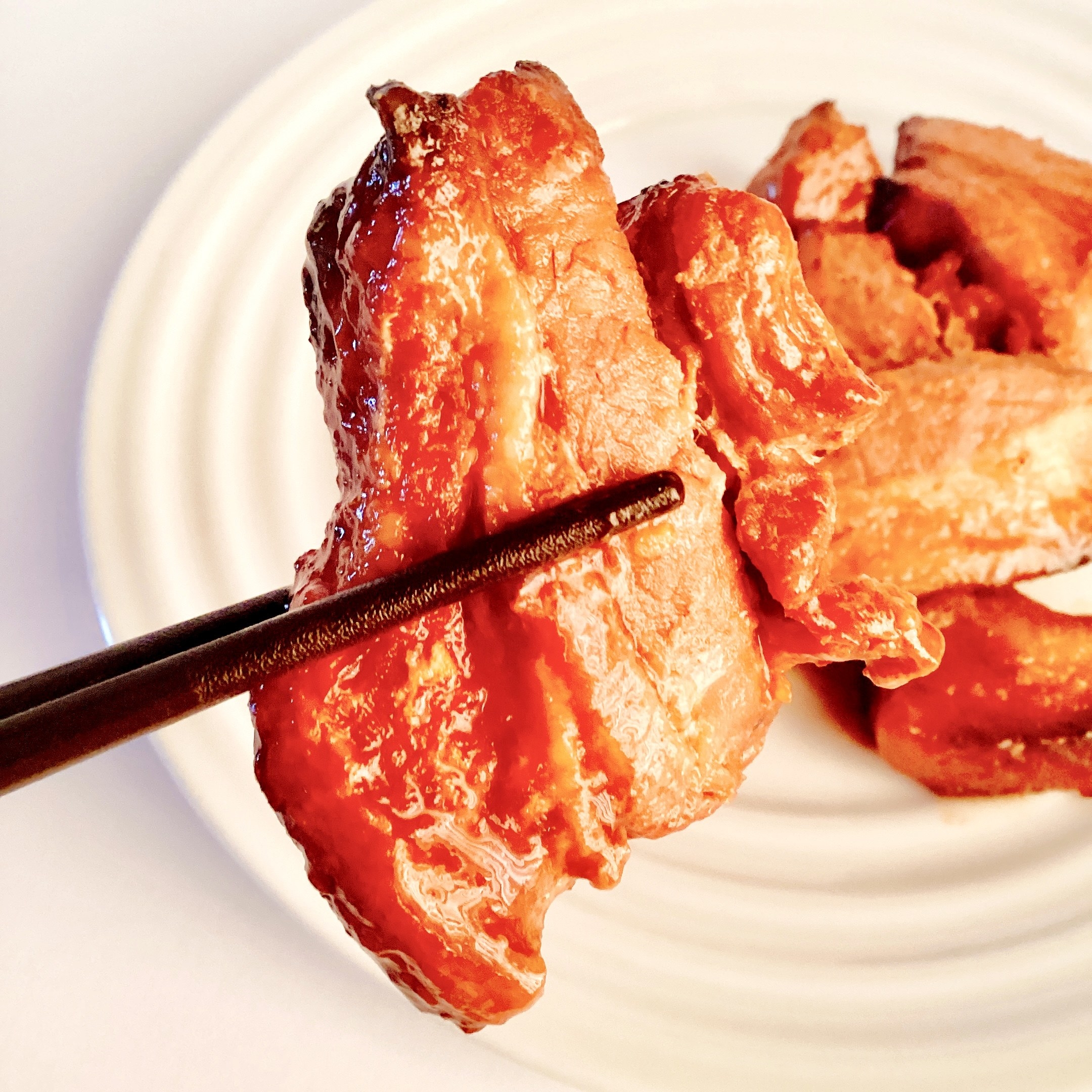 LAWSON(ローソン)のオススメの冷凍食品「肉感!直火焼き骨なしスペアリブ BBQソース」