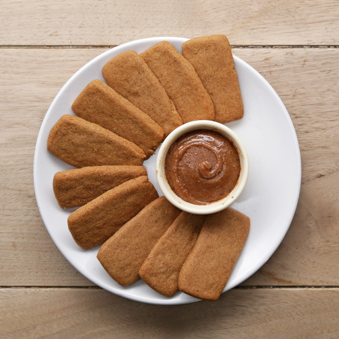 Speculoos Cookies and Homemade Cookie Butter